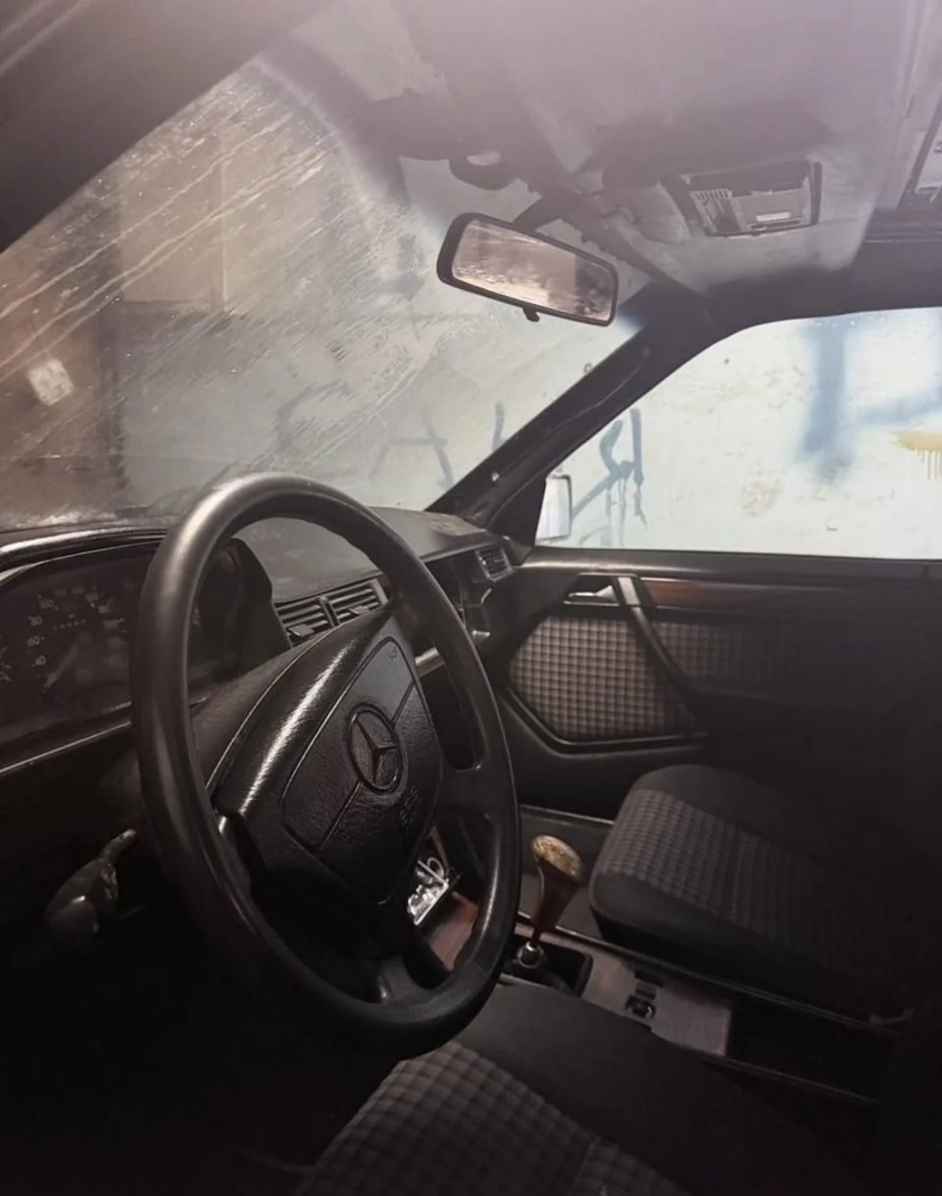 Mercedes-Benz E-Class, 1994 w124 m111 2.0 - миниатюра 18