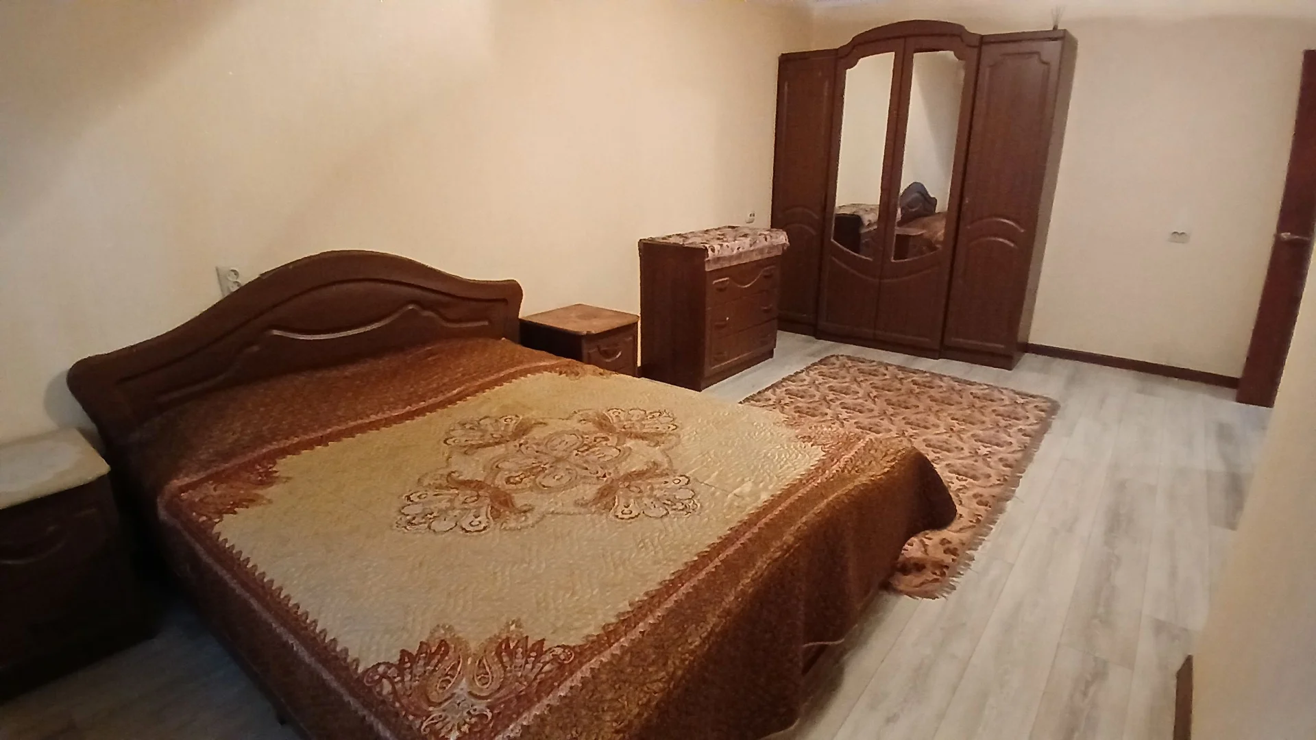 1-км кв. посуточно - миниатюра 4
