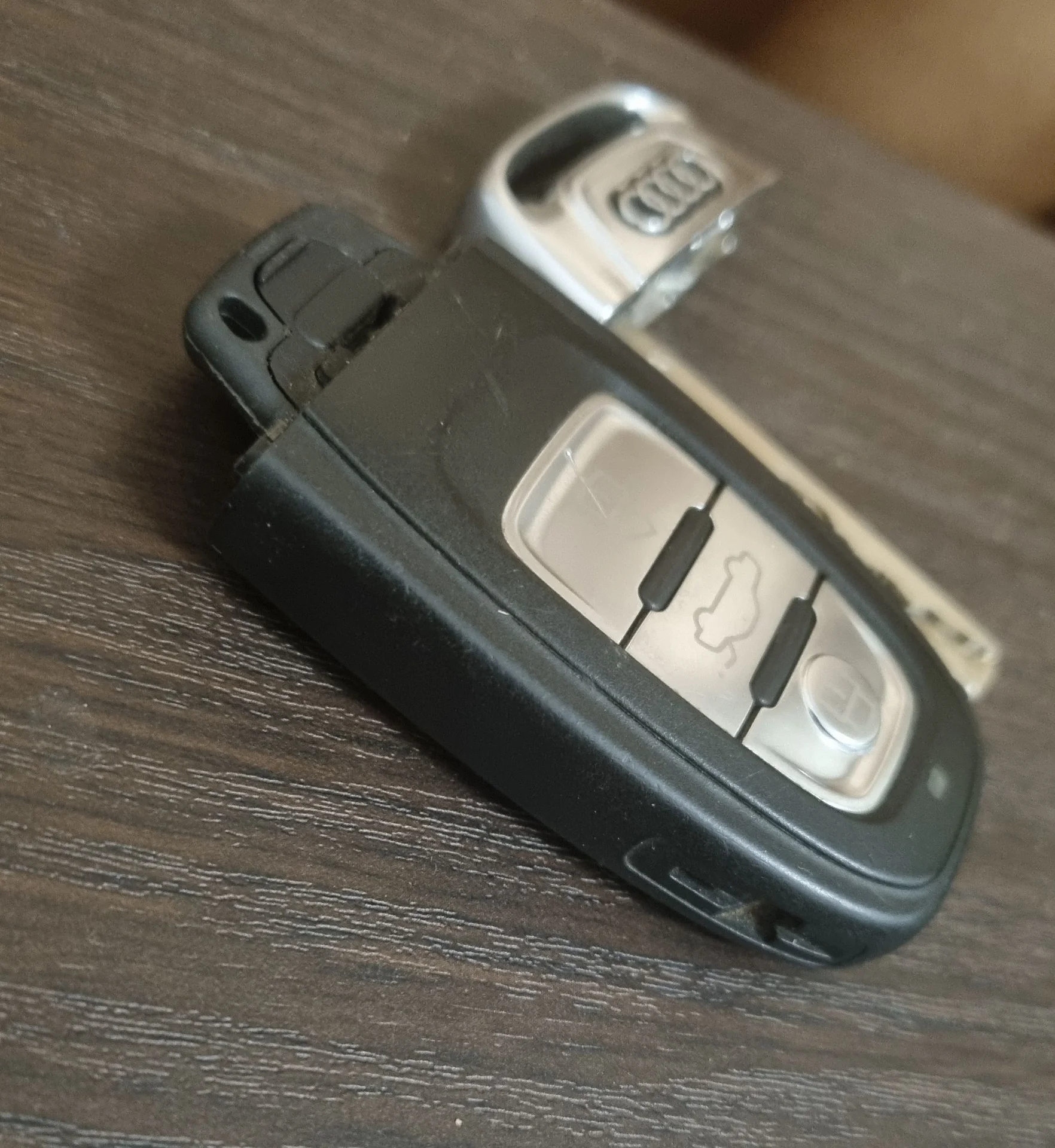 Ключ audi - миниатюра 3