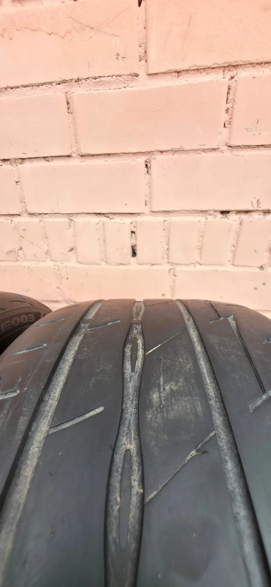 Летние шины 255/45 r18 Bridgestone - миниатюра 3