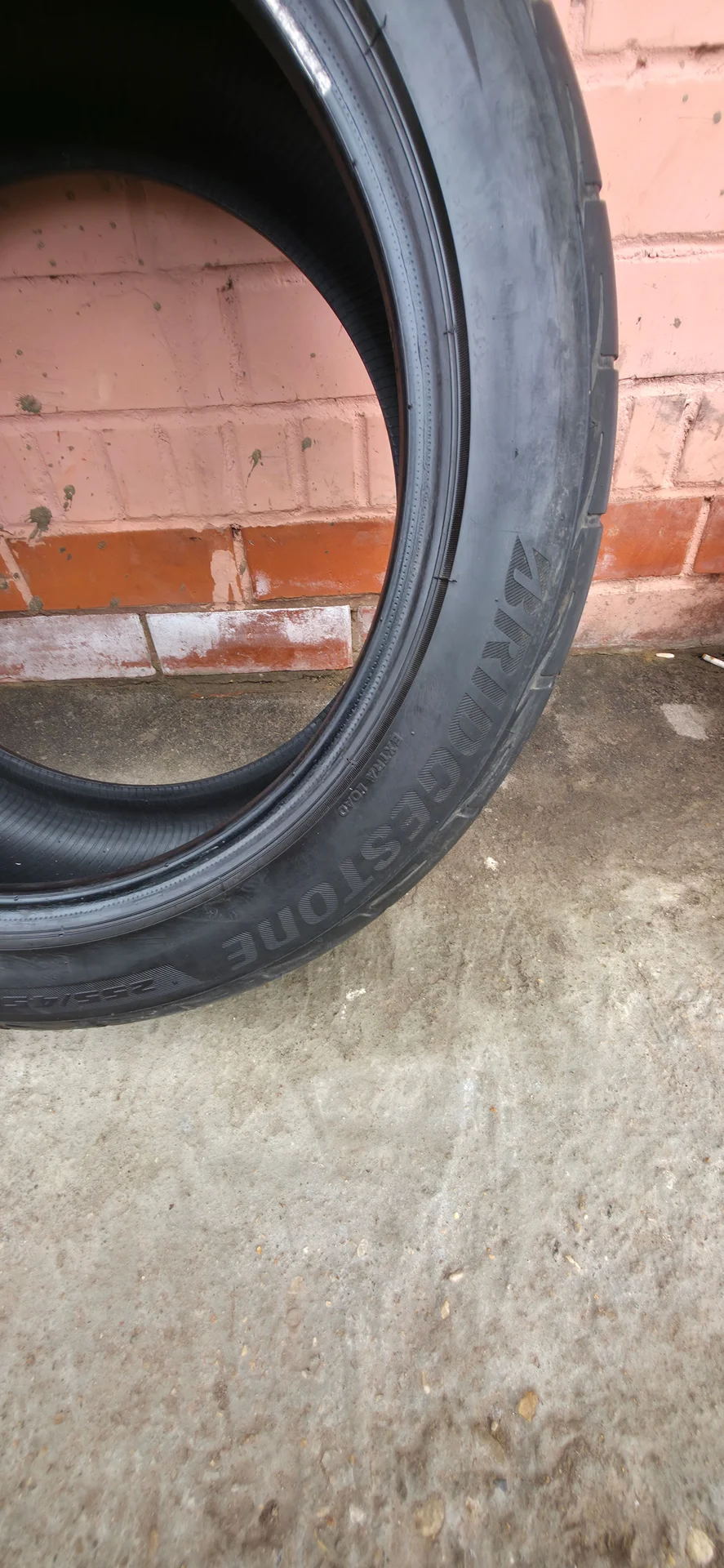 Летние шины 255/45 r18 Bridgestone - миниатюра 5