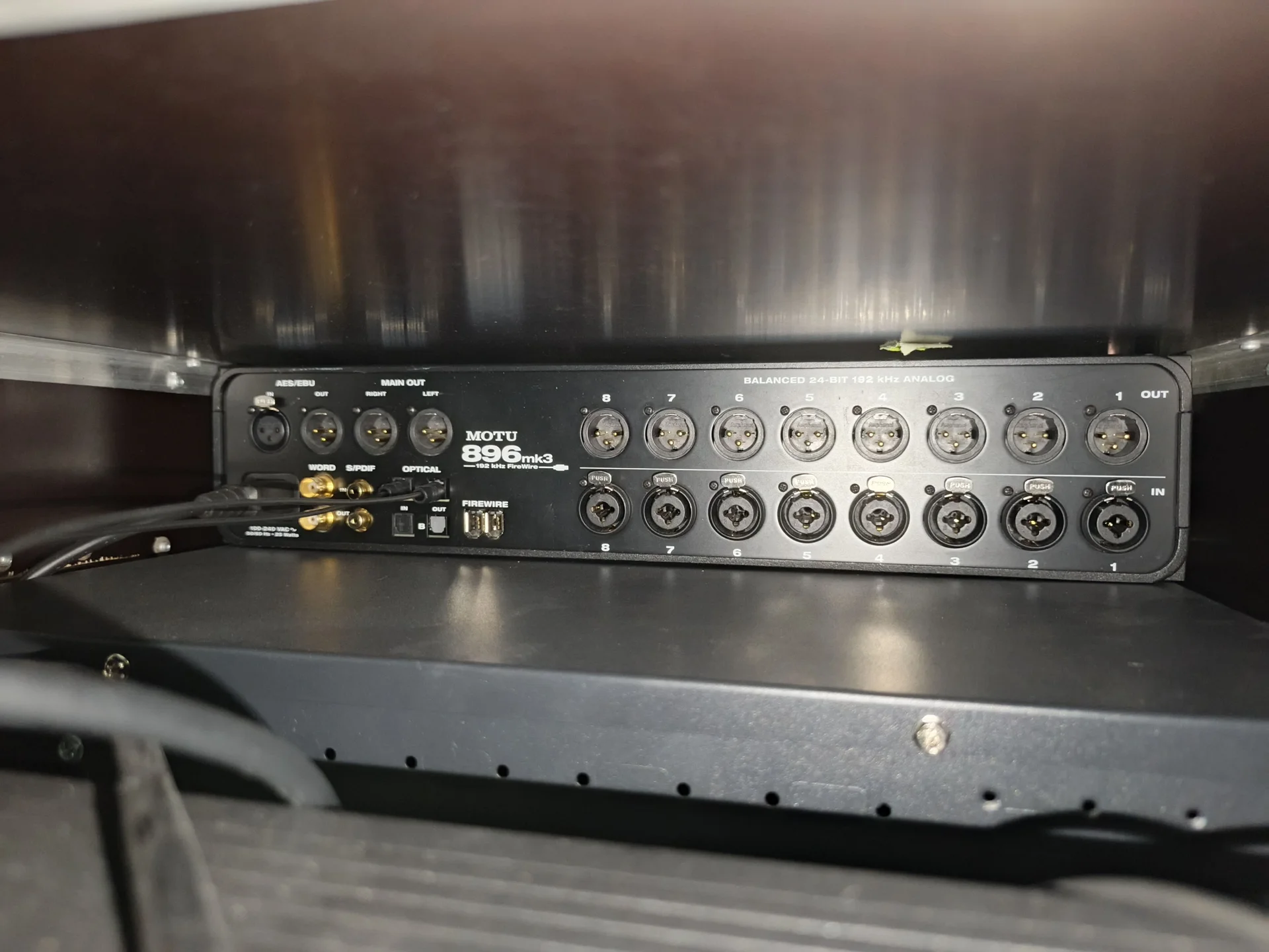 Motu 896 mk3 - миниатюра 2