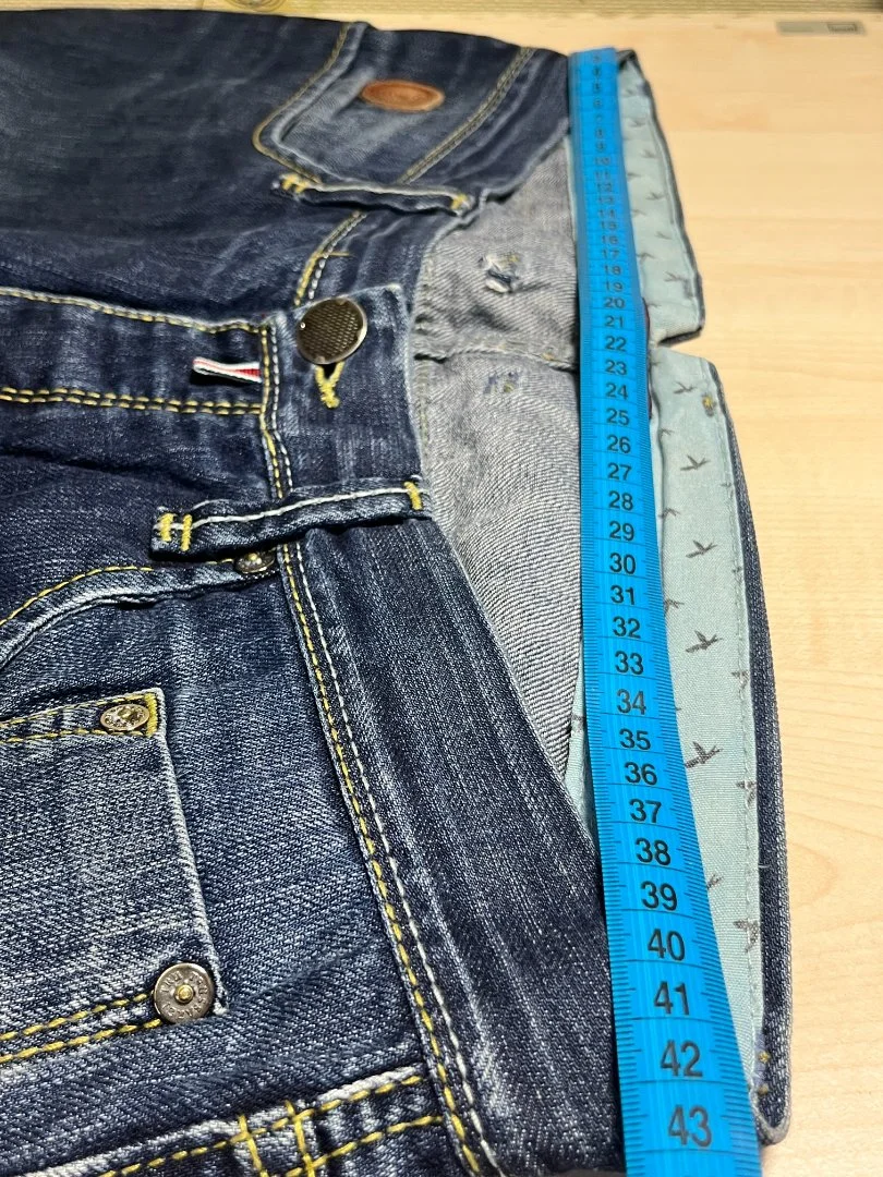 Джинсы бренда Tailor Cut на 4 пуговицах - миниатюра 5
