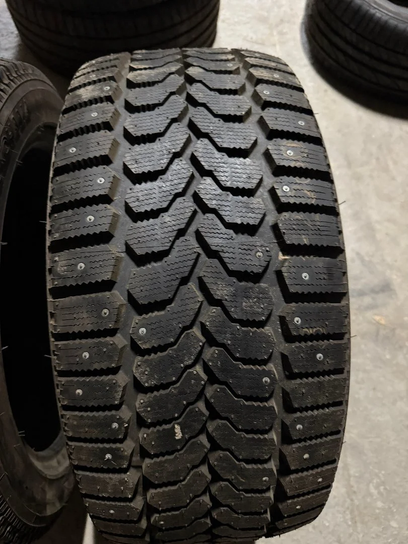 Шины Yokohama Ice Guard 255/45 R18 99Q - миниатюра 3