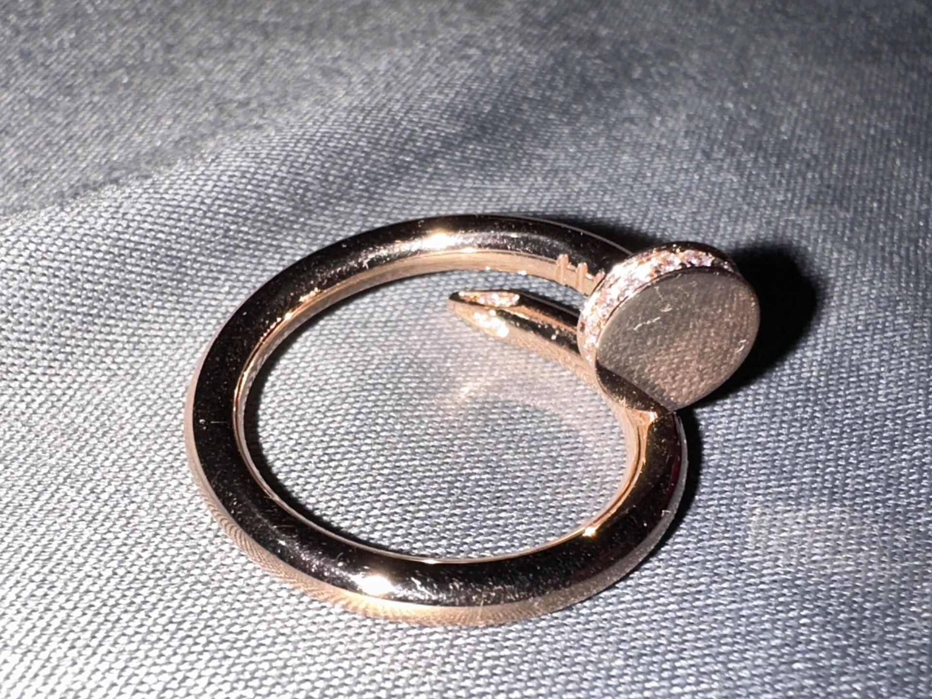 Кольцо cartier с бриллиантами - миниатюра 2