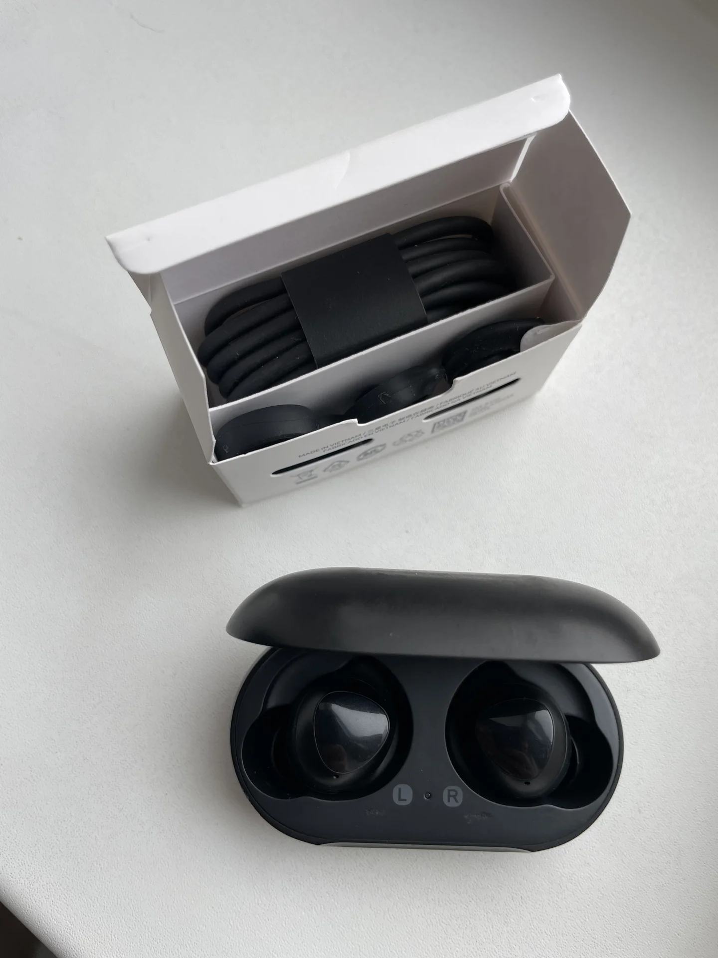 Оригинальные Samsung buds - миниатюра 2