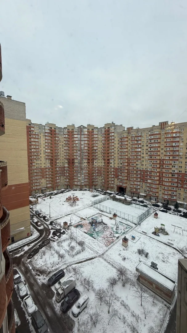 Дизайнерская двухкомнатная квартира у метро - миниатюра 27