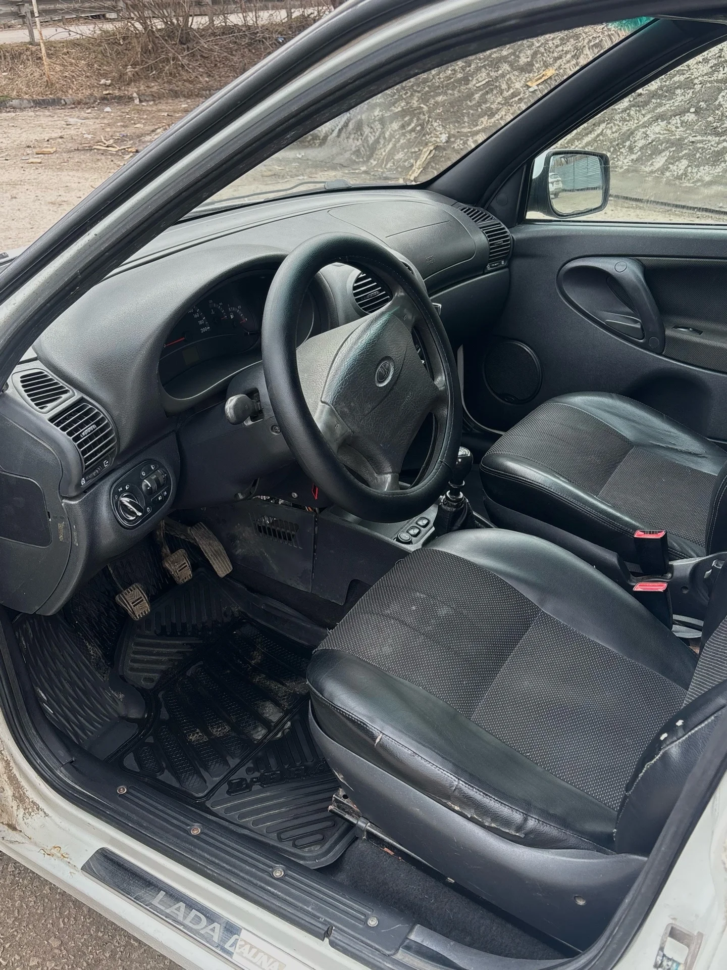 Lada Kalina 2012 - миниатюра 8