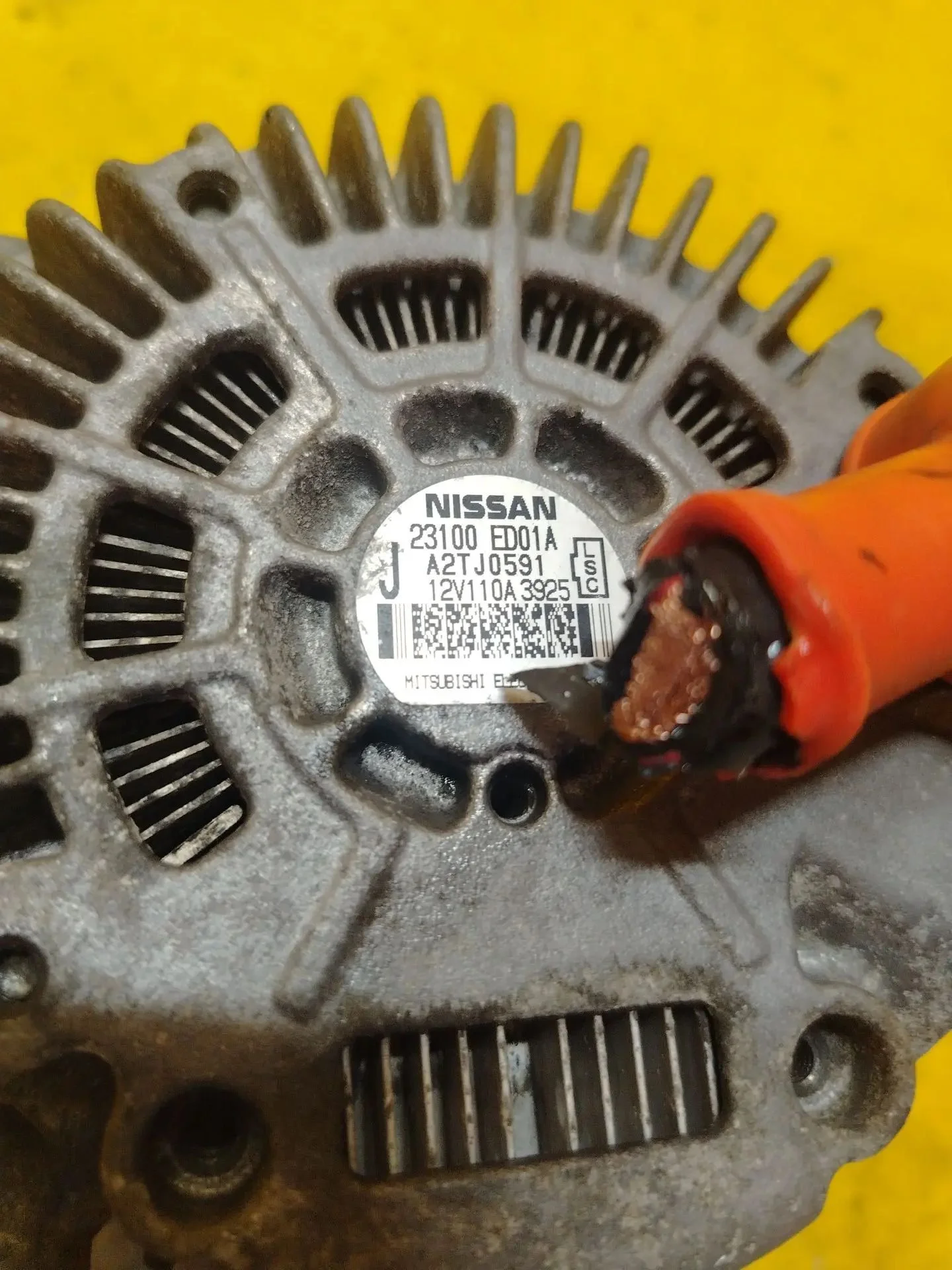 Генератор Nissan ниссан 1.6 HR16DE 
Hr16 hr15
 HR1 - миниатюра 4