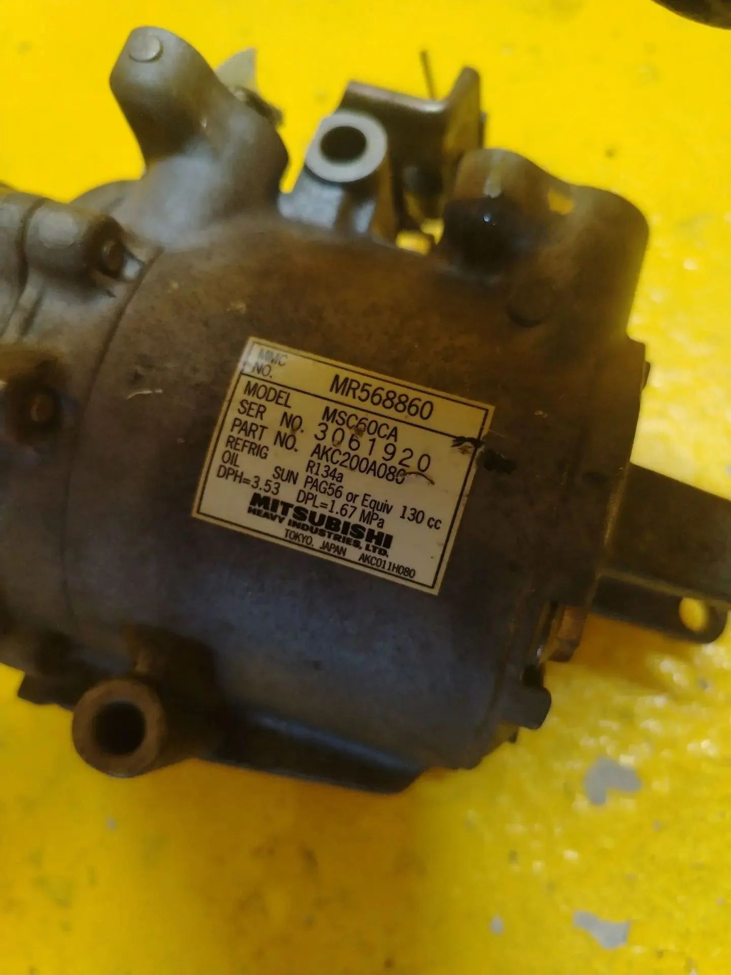 Компрессор кондиционера Mitsubishi Colt 1.5 4A91 M - миниатюра 3