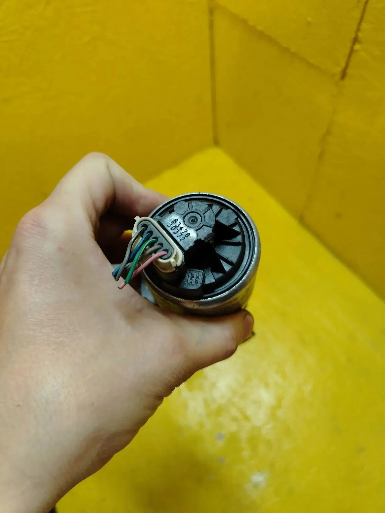 Клапан EGR / ЕГР Chevrolet Epica V250 X20D1 2.0 14 - миниатюра 4