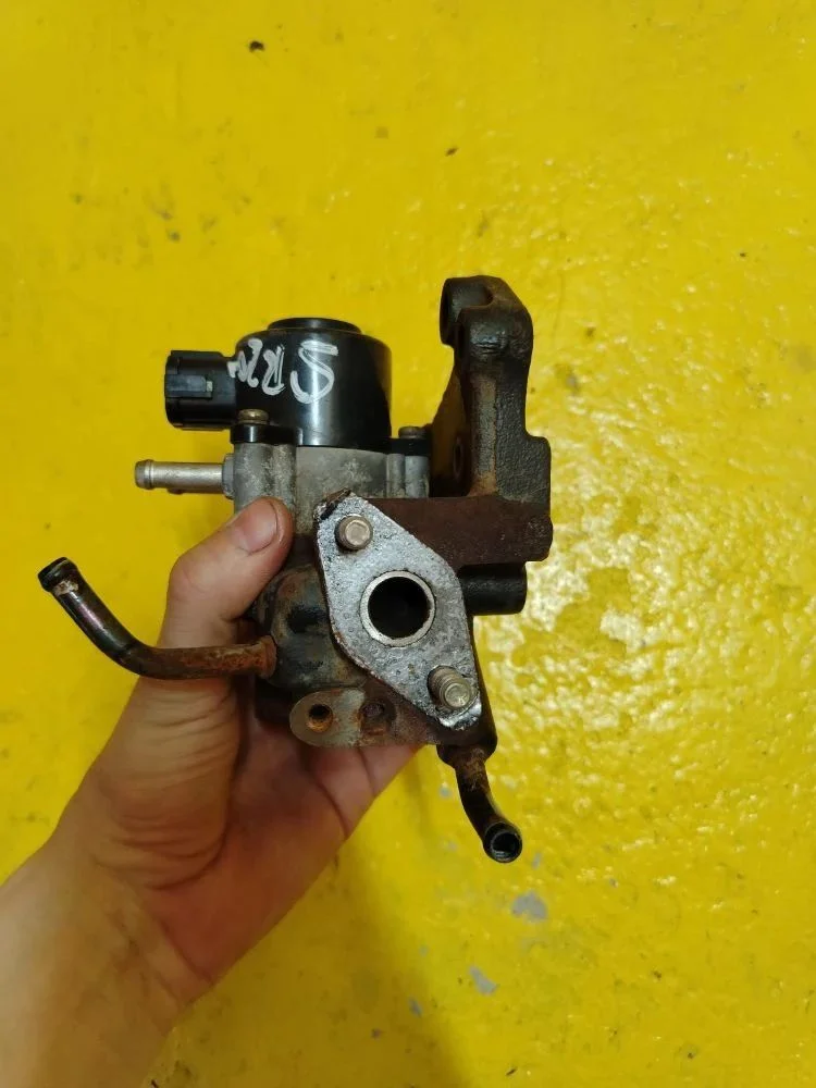Клапан EGR Nissan Avenir PNW10 SR20 (контракт) дат - изображение 1
