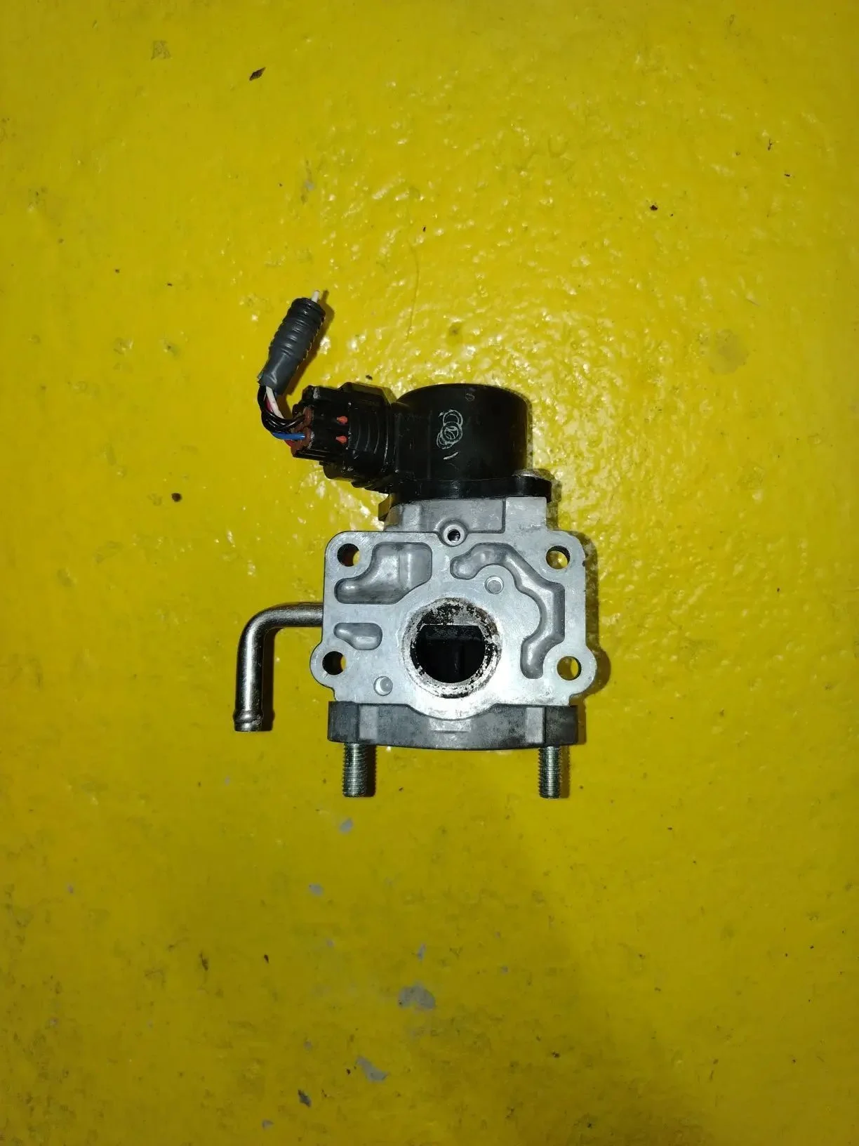 Клапан EGR TOYOTA CAMRY AVV50 2AR-FXE (контракт) д - миниатюра 2