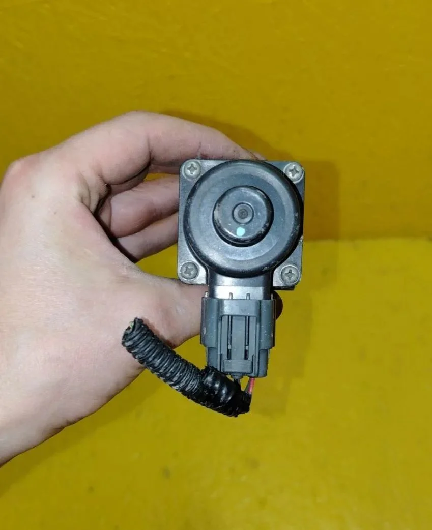 Клапан Егр egr датчик 2.5 EJ25 subaru
14710-AA670 - миниатюра 2