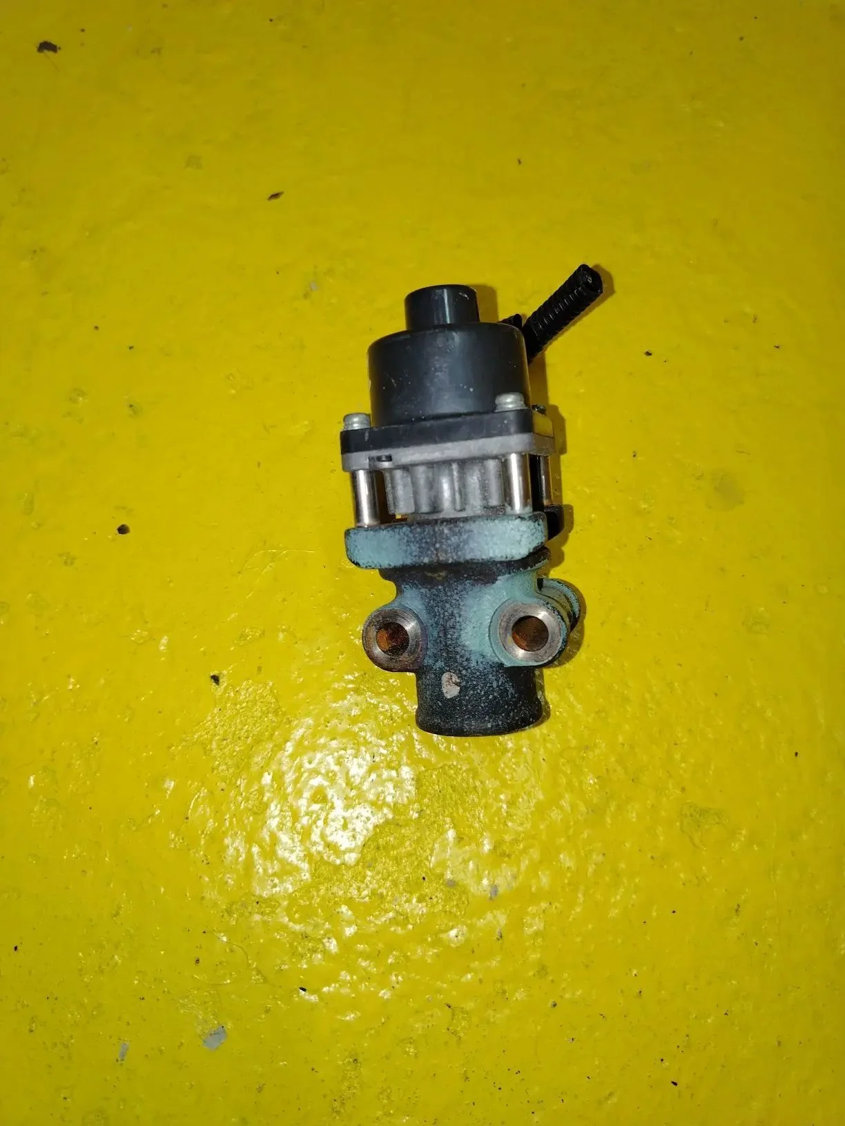 Клапан Егр egr датчик 2.5 EJ25 subaru
14710-AA670 - миниатюра 3