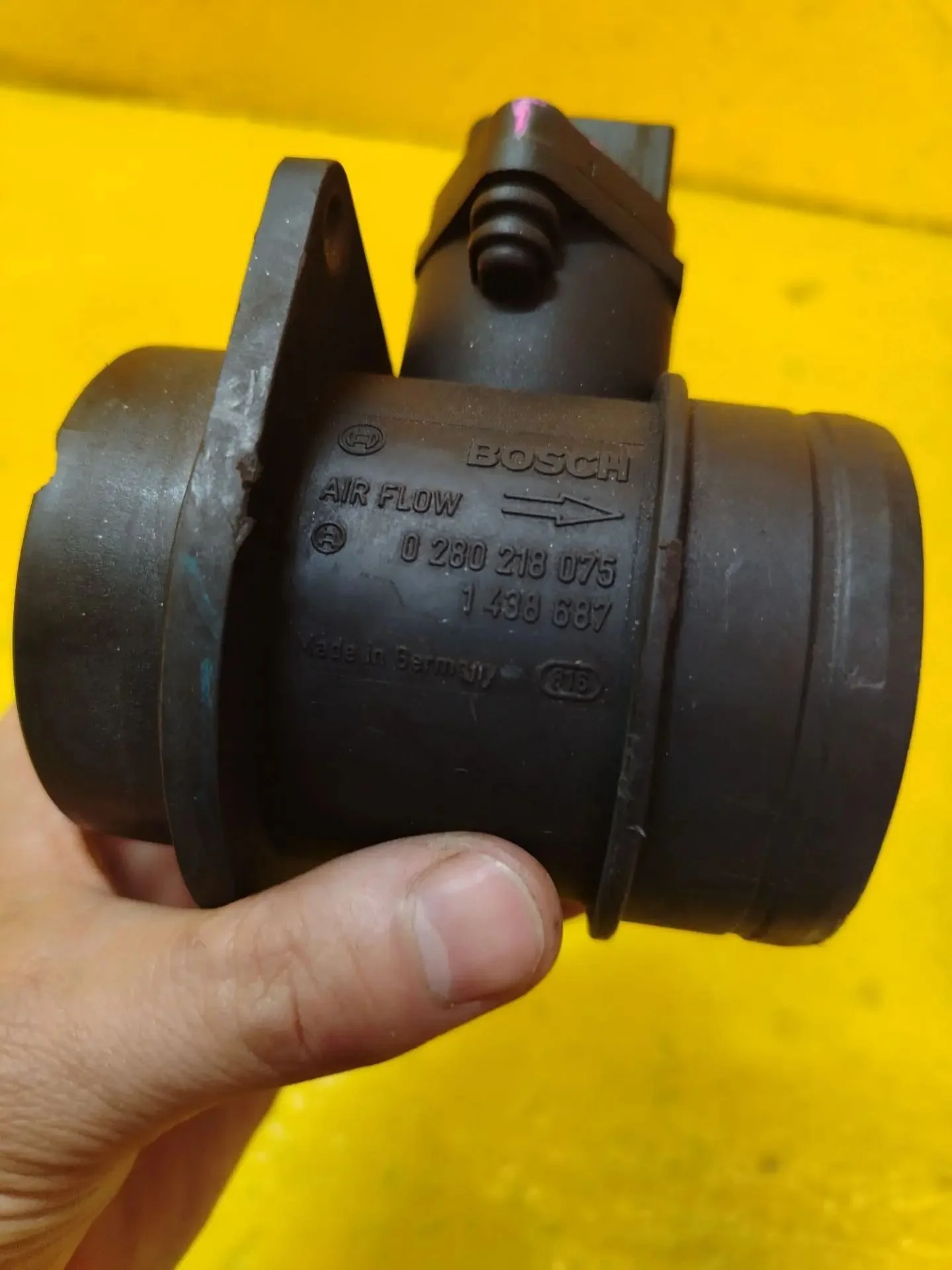 Дмрв бмв bmw e46 0 280 218 075 n46b20
Датчик массо - миниатюра 2