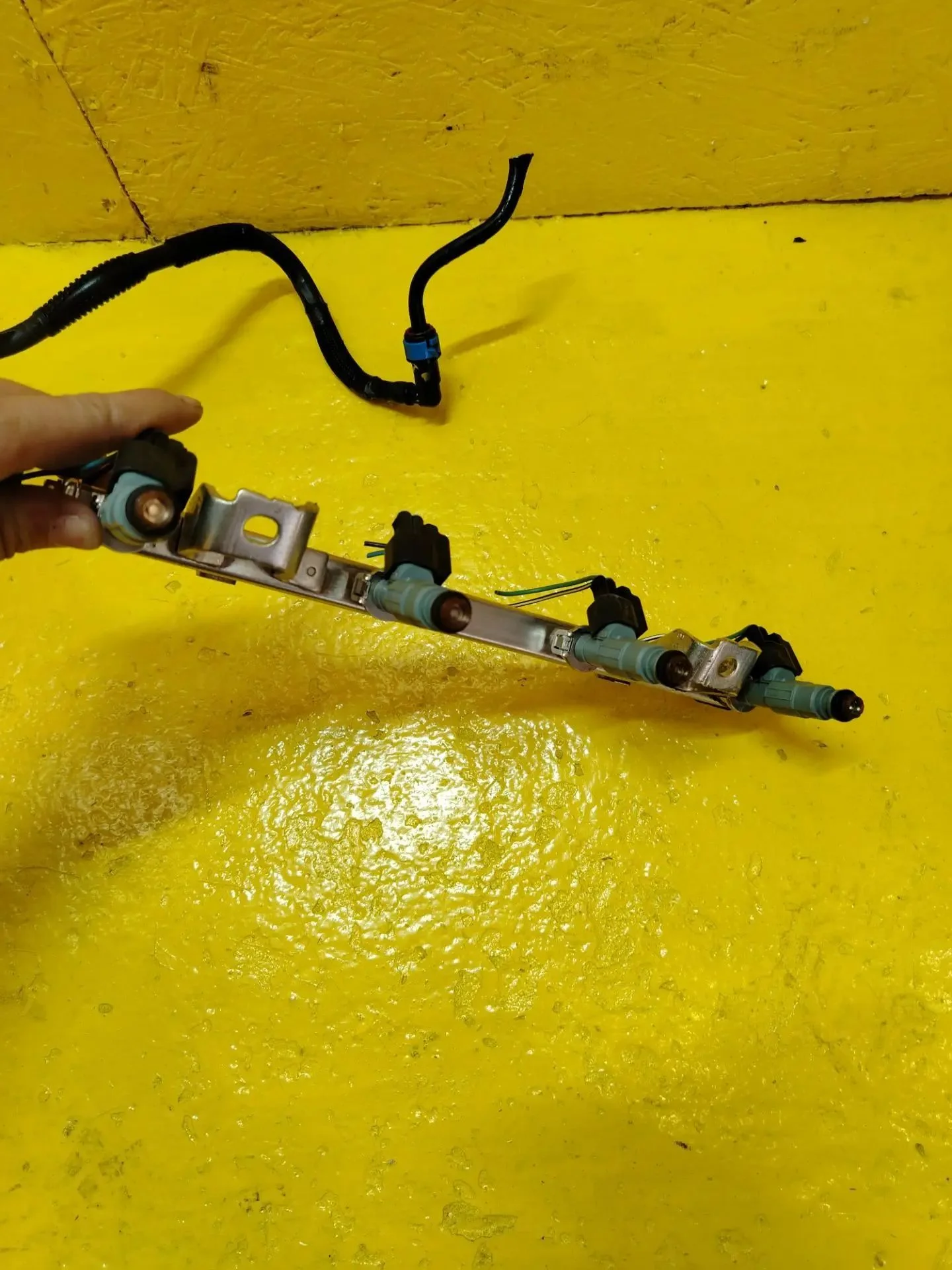 Форсунка топливная 1.8 2.0 L8 LF DE MAZDA МАЗДА
LF - миниатюра 2