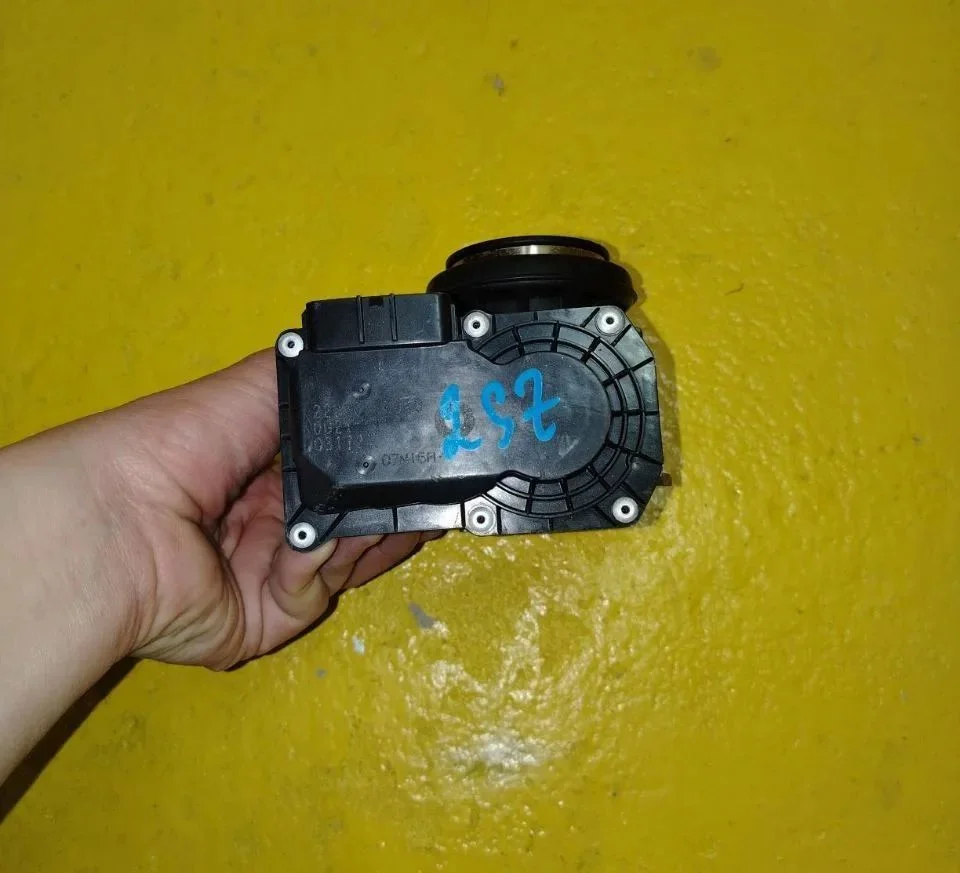 заслонка дроссельная Тойота Витц Ярис 1.0 1kr fe 1 - миниатюра 2
