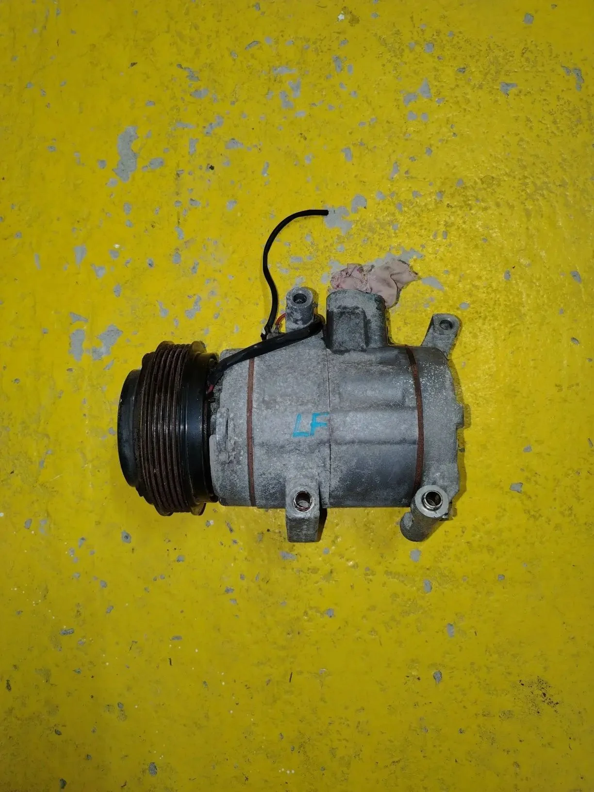 Компрессор кондиционера мазда 6 GH 2.0 LF-VE - изображение 1
