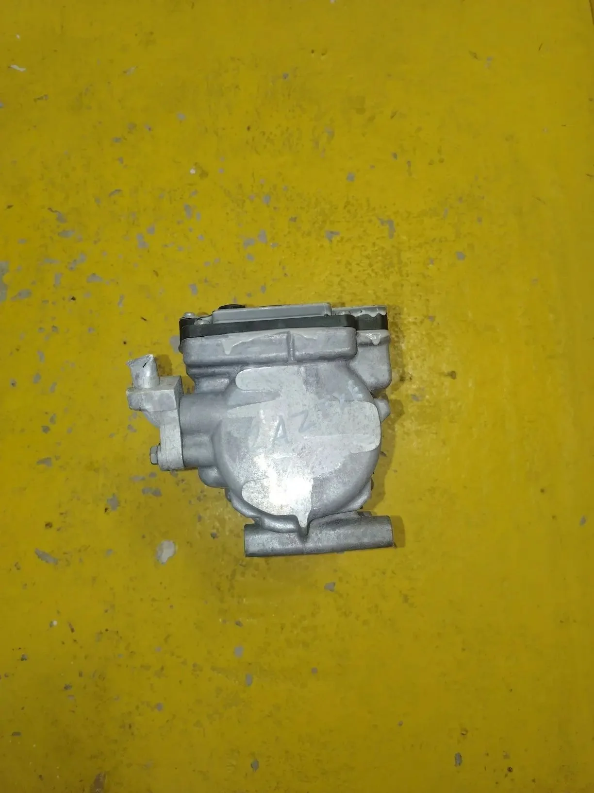 компрессор кондиционера 2.4 2AZ-FXE 2AZFXE TOYOTA - миниатюра 6