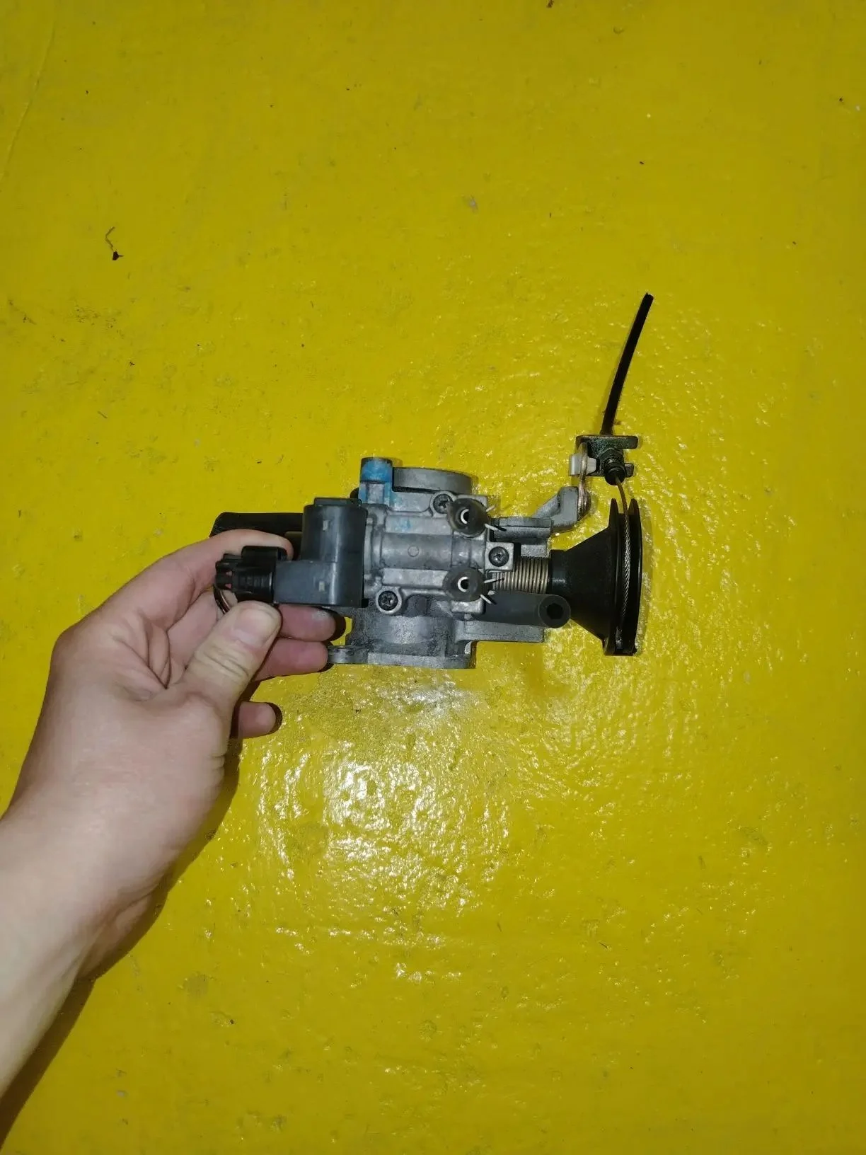 Дроссельная заслонка 1.0 1SZ-FE 1SZFE TOYOTA тойот - миниатюра 2