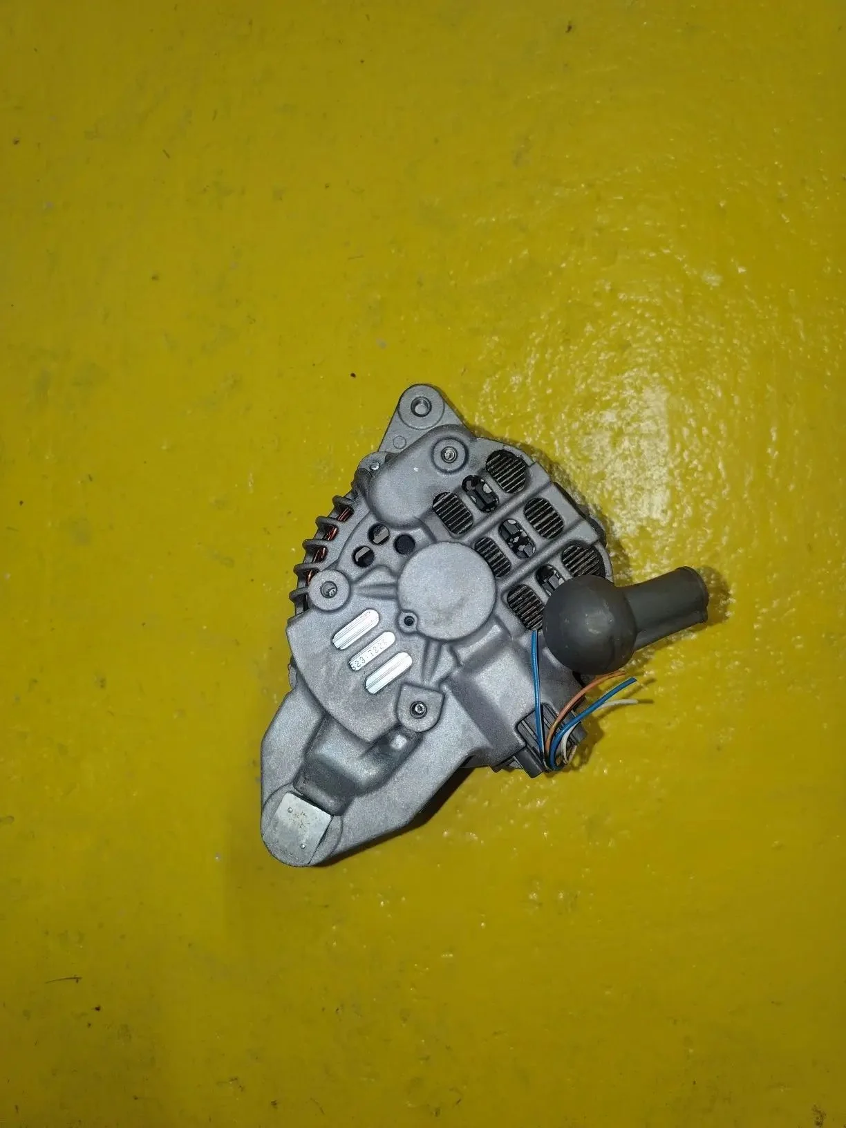 Генератор 1.3 4G13 1.5 4G15 1.6 4G18 mitsubishi - миниатюра 2