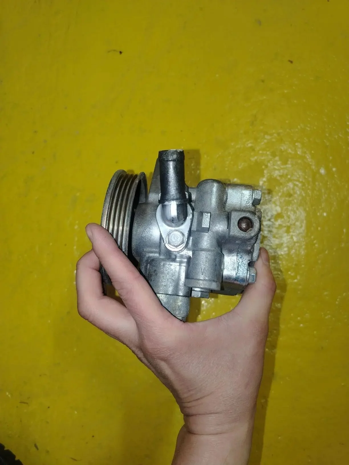 Насос гура гур 1.7 D17a хонда цивик стрим
Гидроуси - миниатюра 4