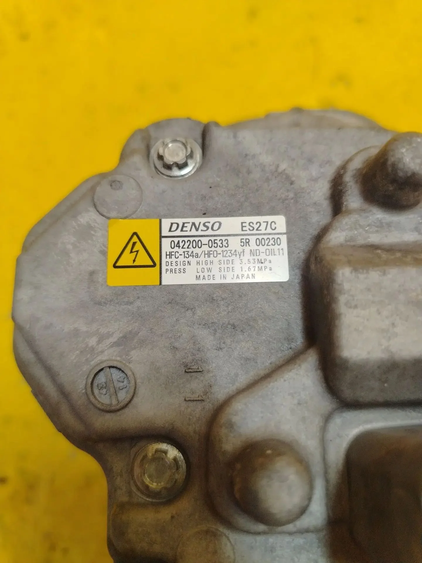 компрессор кондиционера 2.4 2AZ-FXE 2AZFXE TOYOTA - миниатюра 5