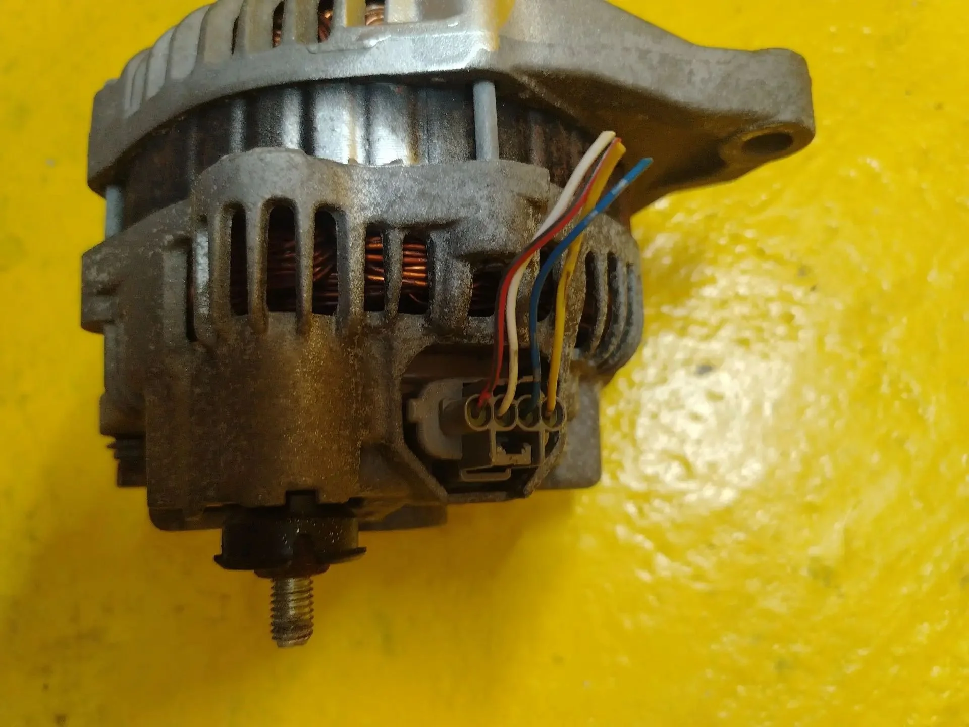 Генератор Mitsubishi Lancer 4B10 4B11 4B12 (контра - миниатюра 4