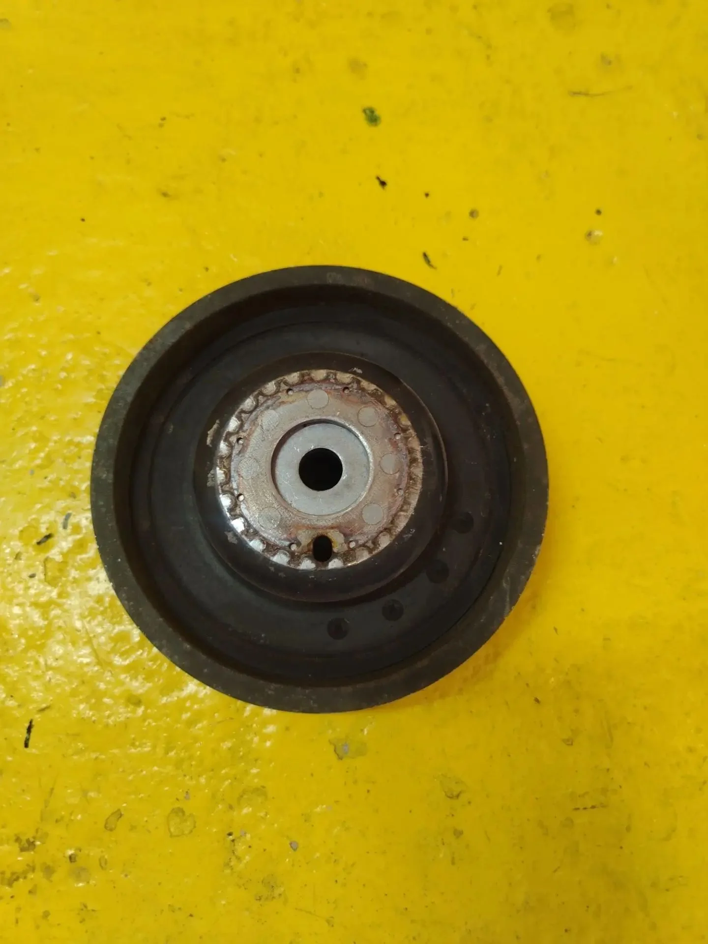 Шкив коленвала 1.5 4G15 GDI
MD 356151
MD356151
Mn - миниатюра 3