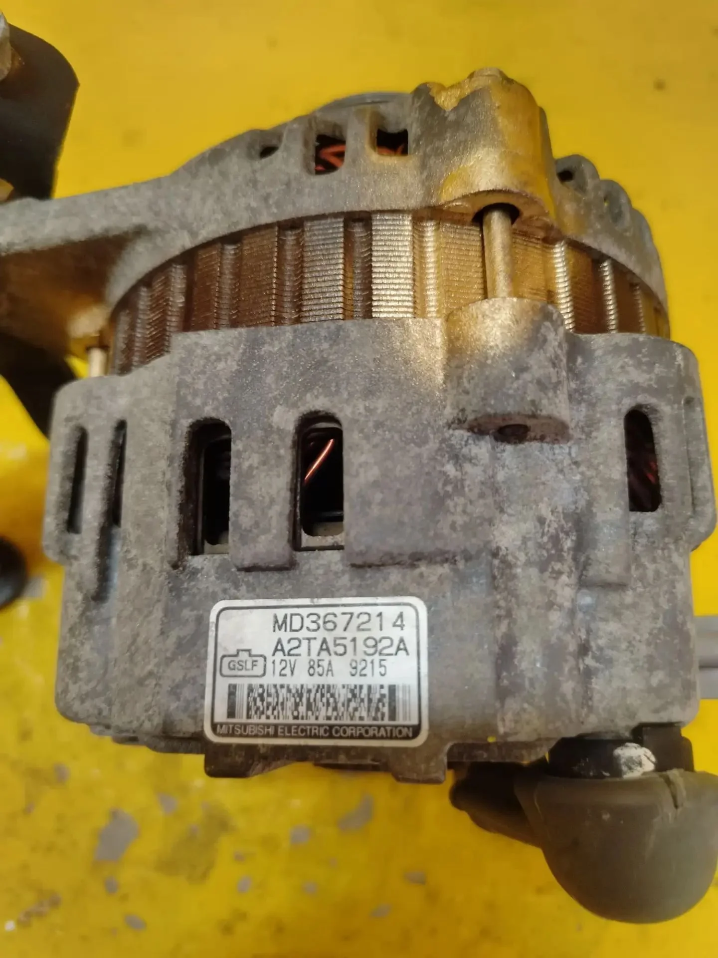 Генератор MITSUBISHI
Lancer
Cedia
DINGO CQ2A 4G1 - миниатюра 5