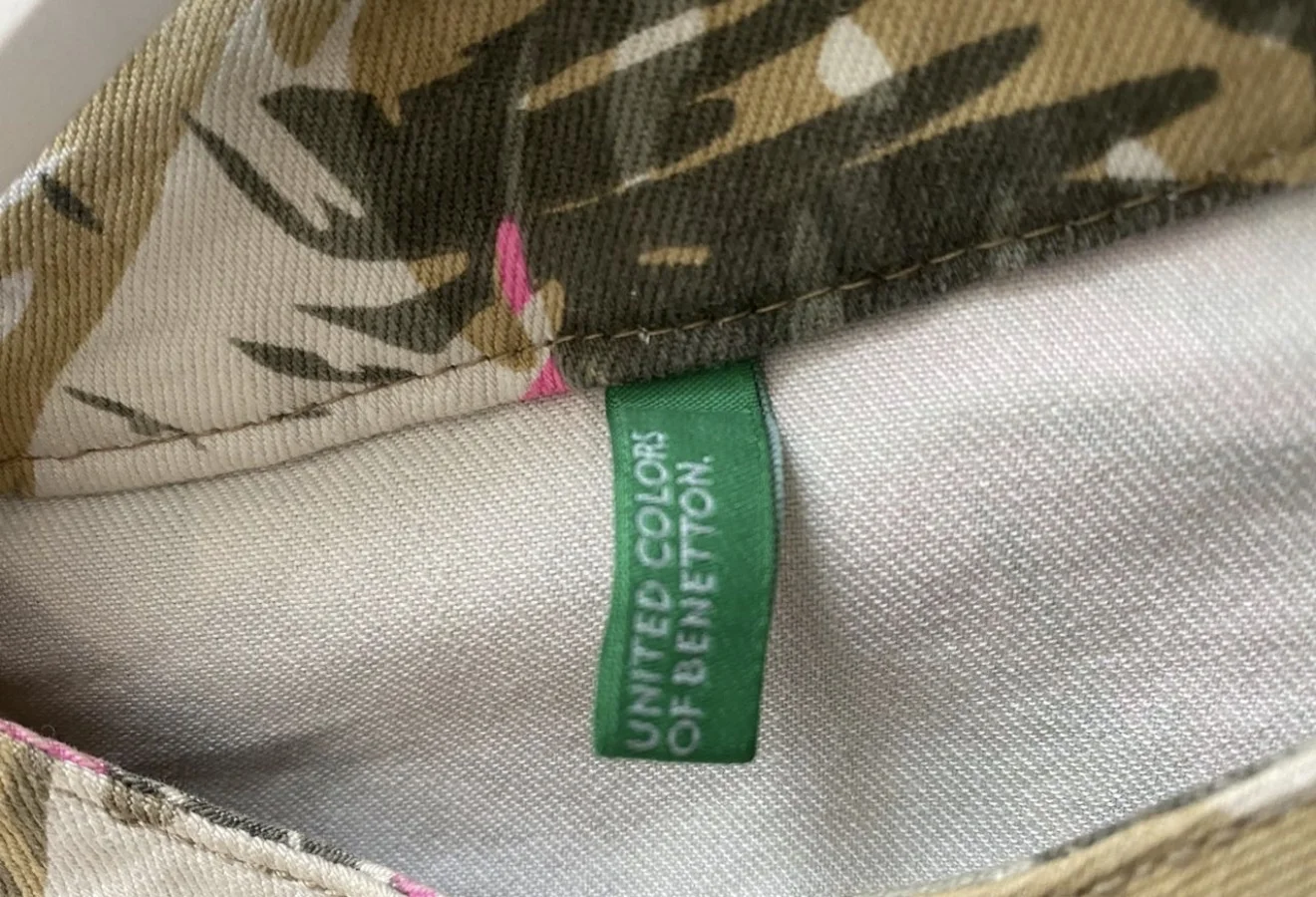Джинсовая куртка Benetton для девочки 11-12 лет - миниатюра 3