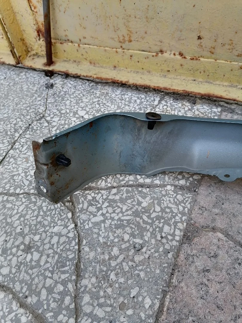 Крыло переднее правое Toyota Vitz SCP 10 - миниатюра 6