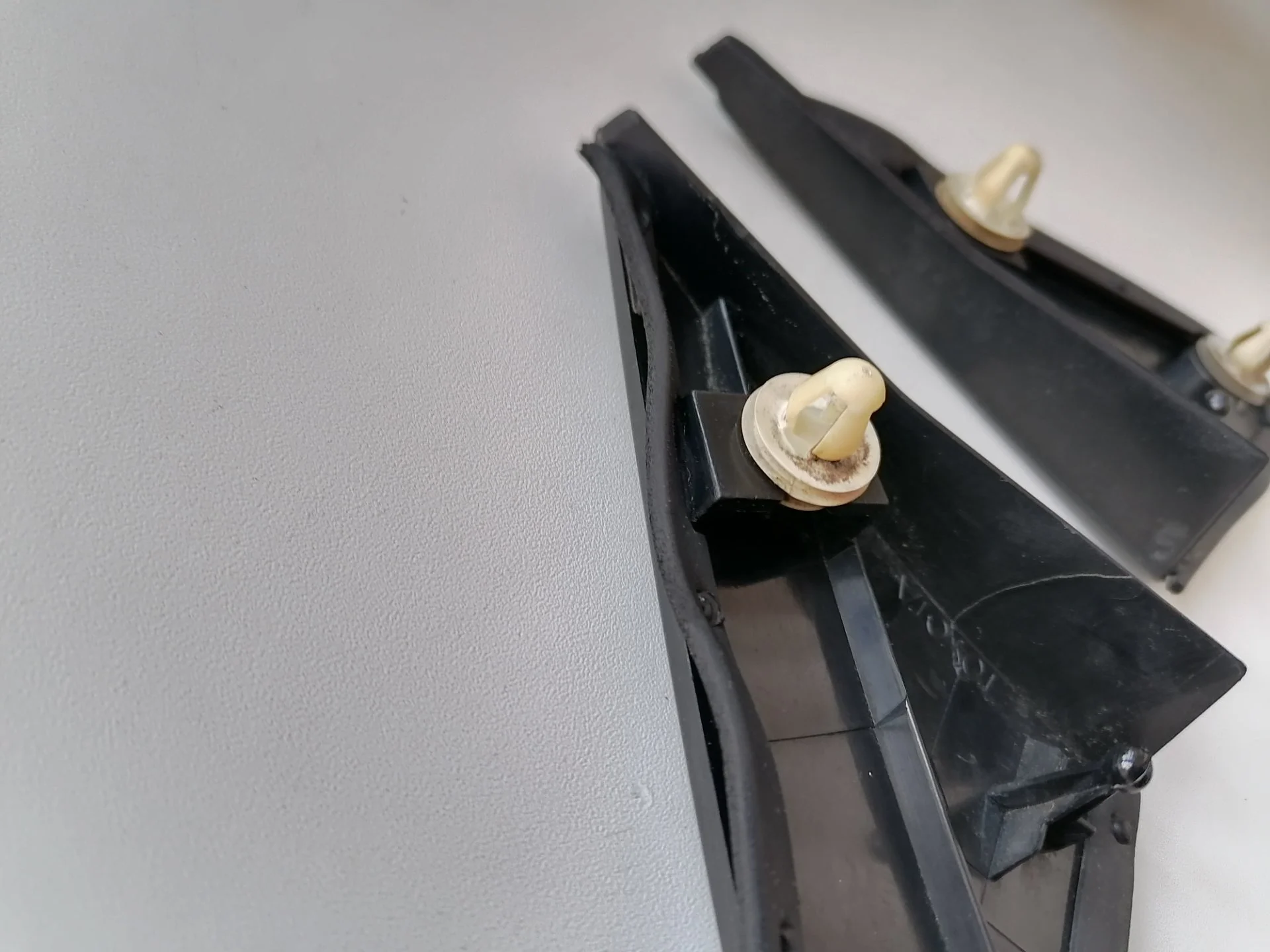 Уголок переднего крыла Toyota Vitz SCP10 - миниатюра 6