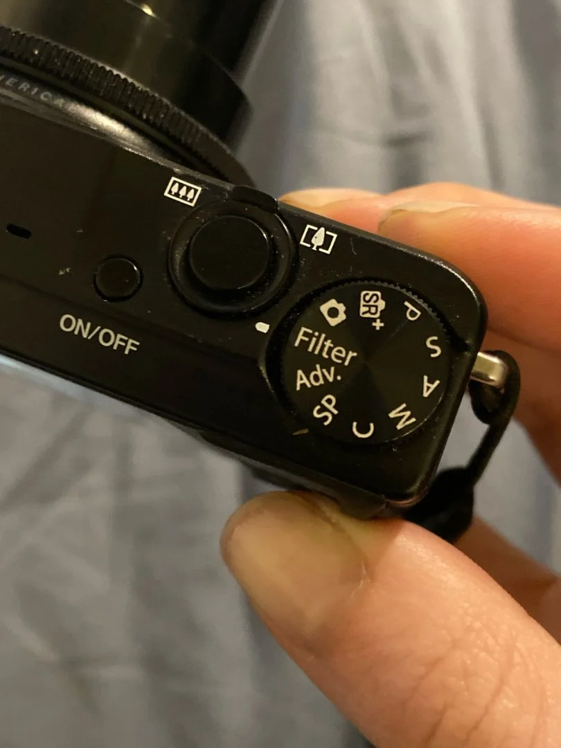 Fujifilm XQ2 - компактный уличный друг - миниатюра 2