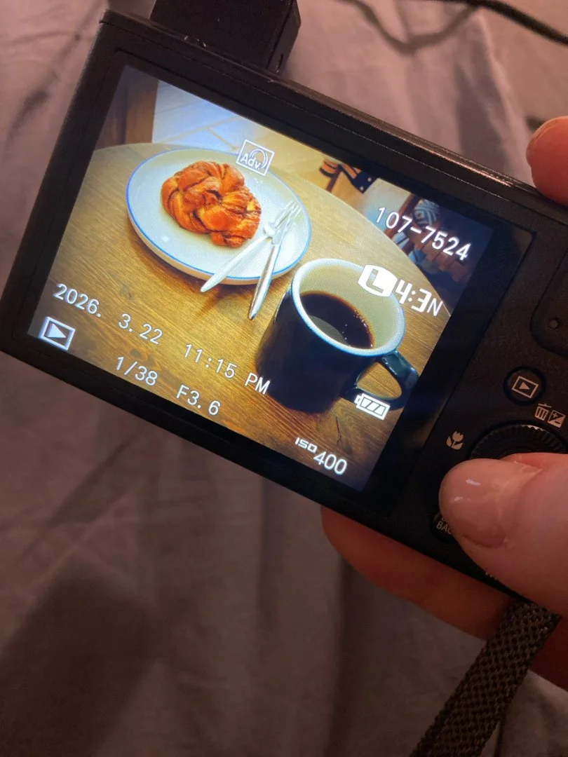 Fujifilm XQ2 - компактный уличный друг - миниатюра 5