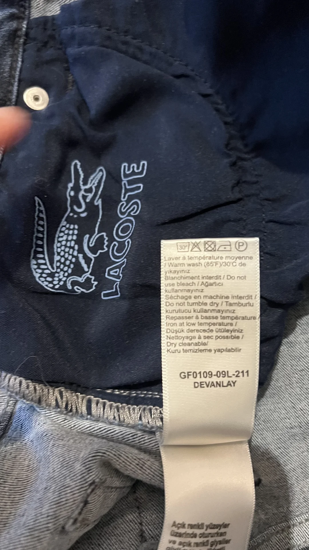 Шорты Lacoste в отличном состоянии - миниатюра 2