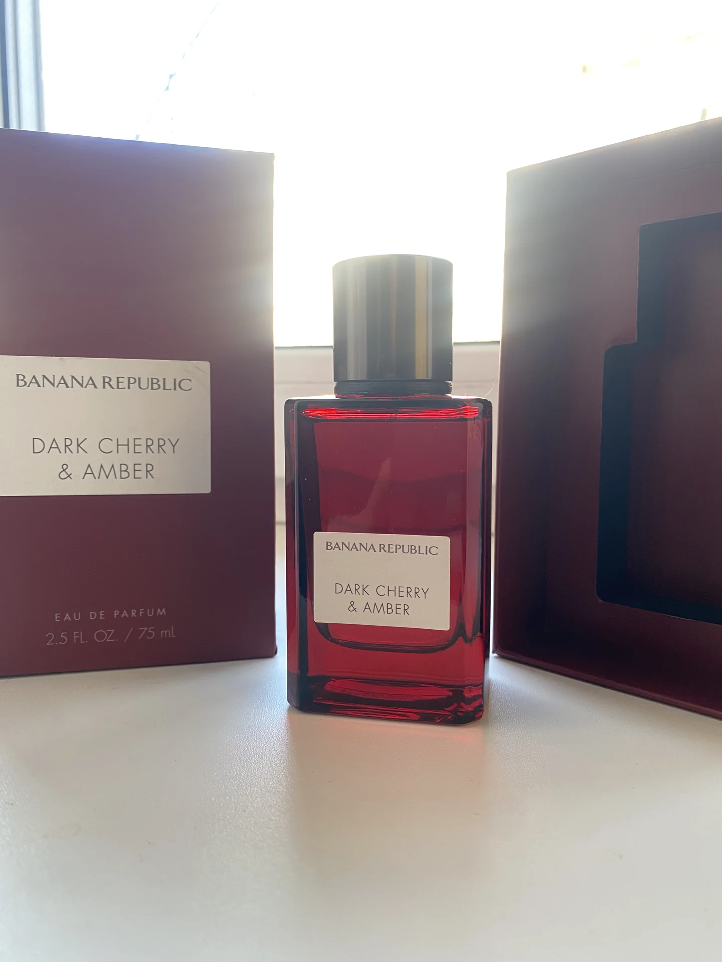 Духи banana republic dark cherry & amber - изображение 1