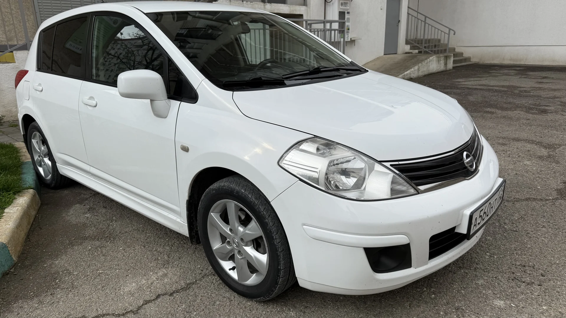 Nissan Tiida - миниатюра 3