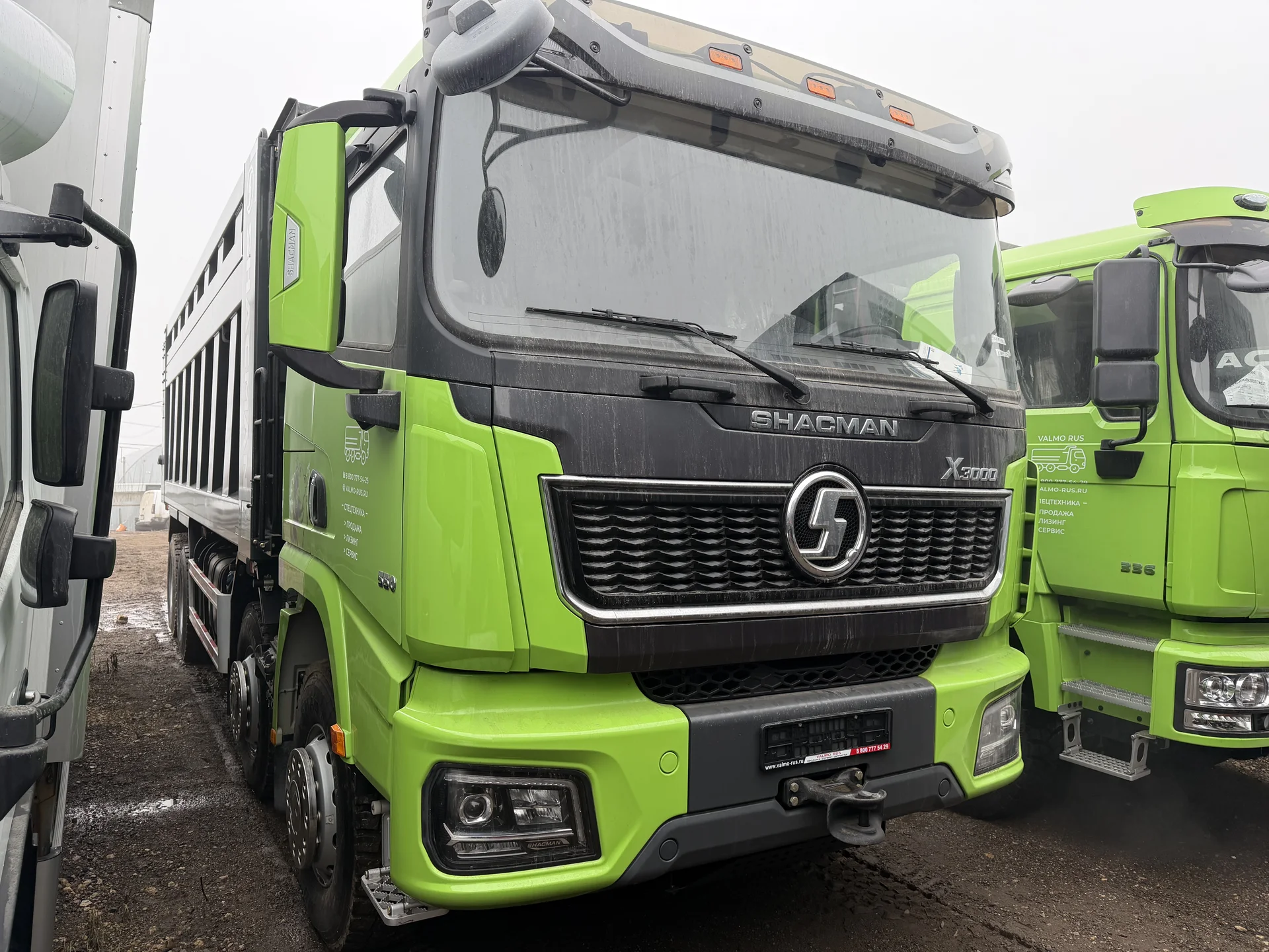 Продам самосвал 550лс 8х4 - изображение 1