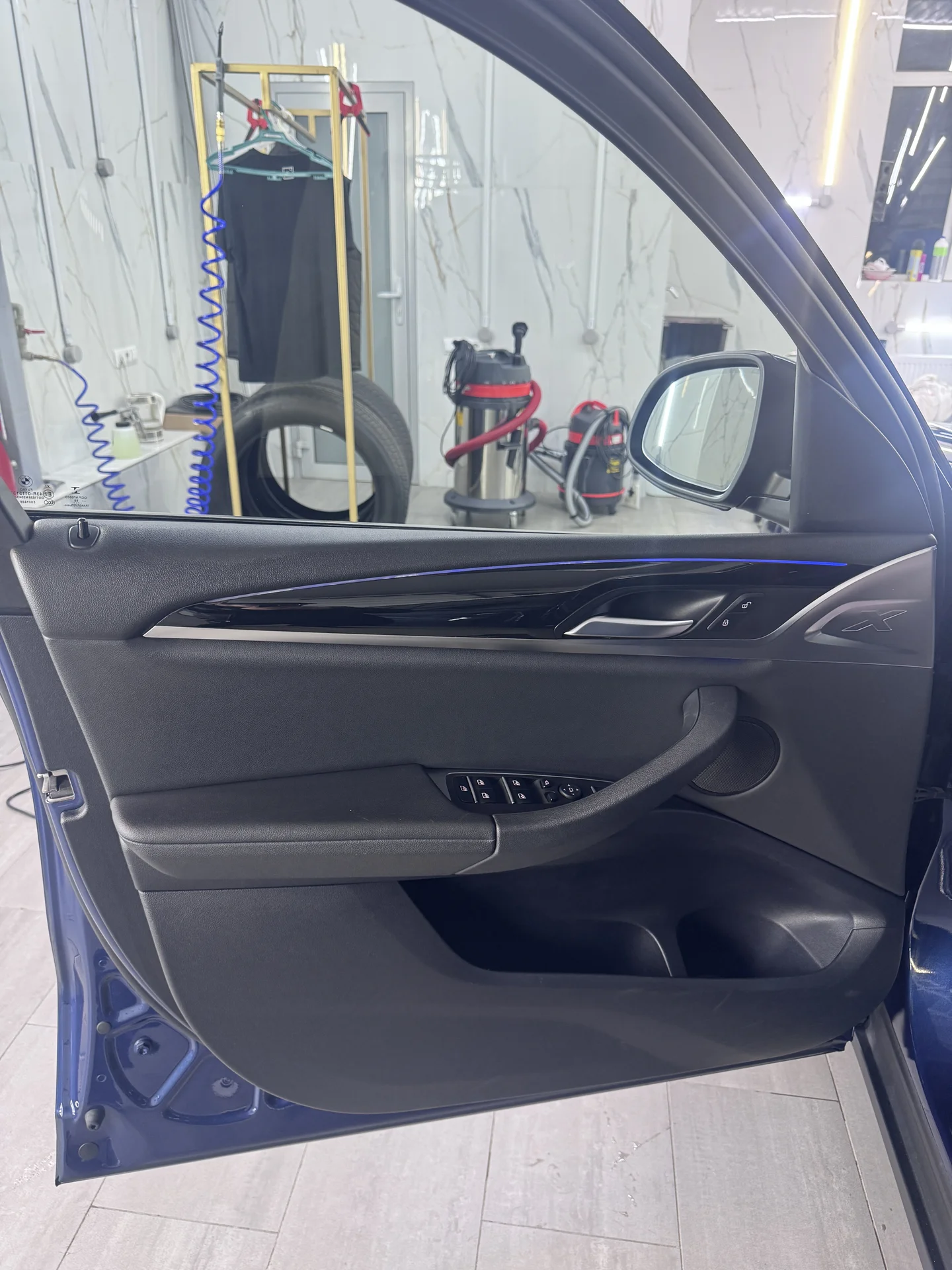 BMW X3 - миниатюра 9