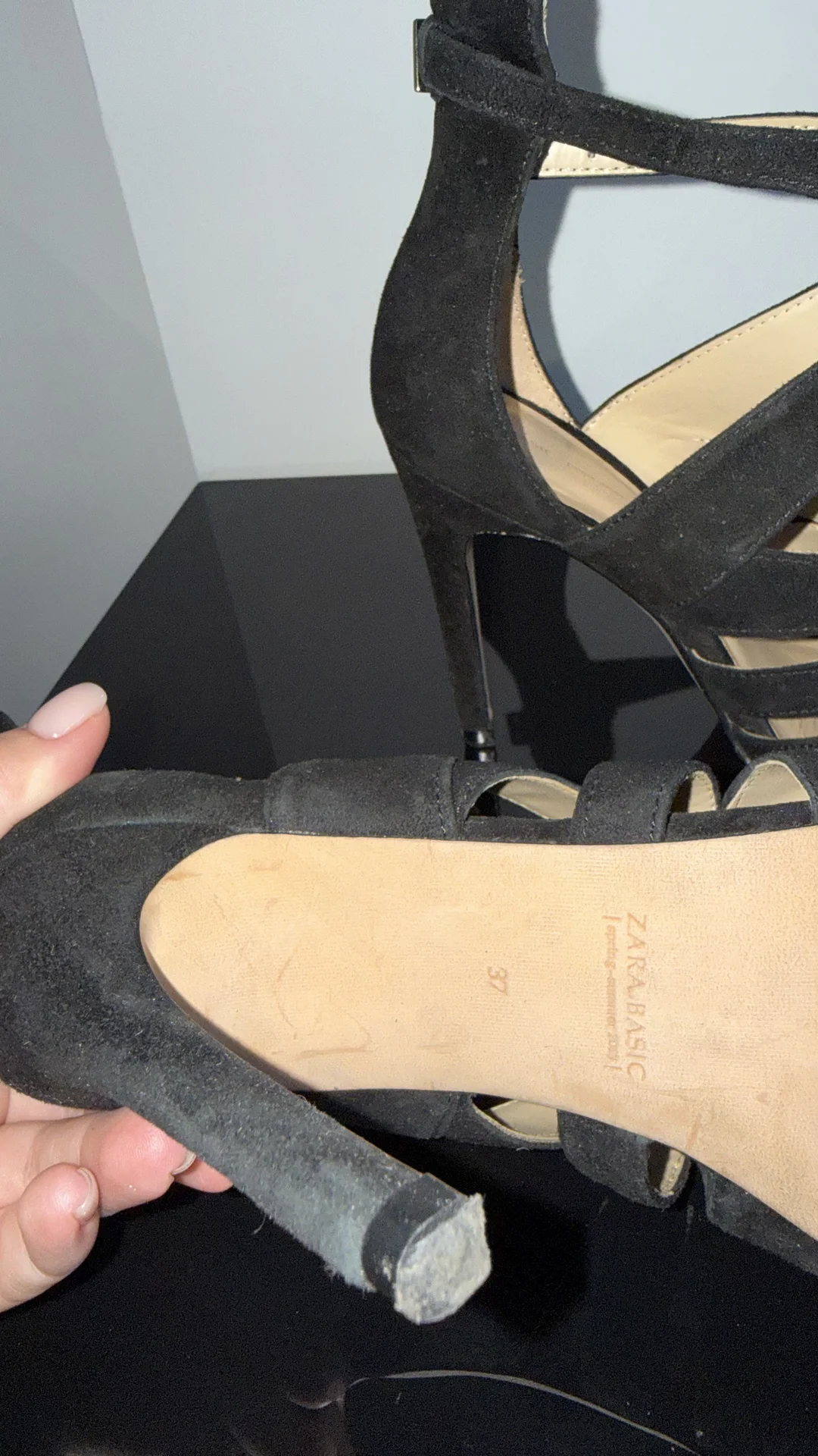 Zara босоножки женские черные замша - миниатюра 4