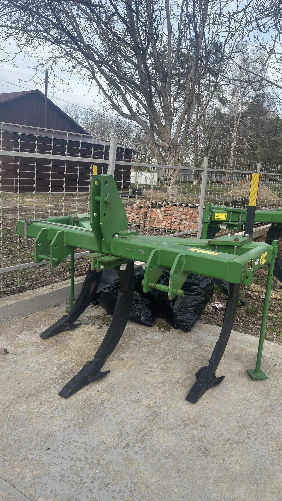 Глубокорыхлители (чизели) John Deere - миниатюра 4