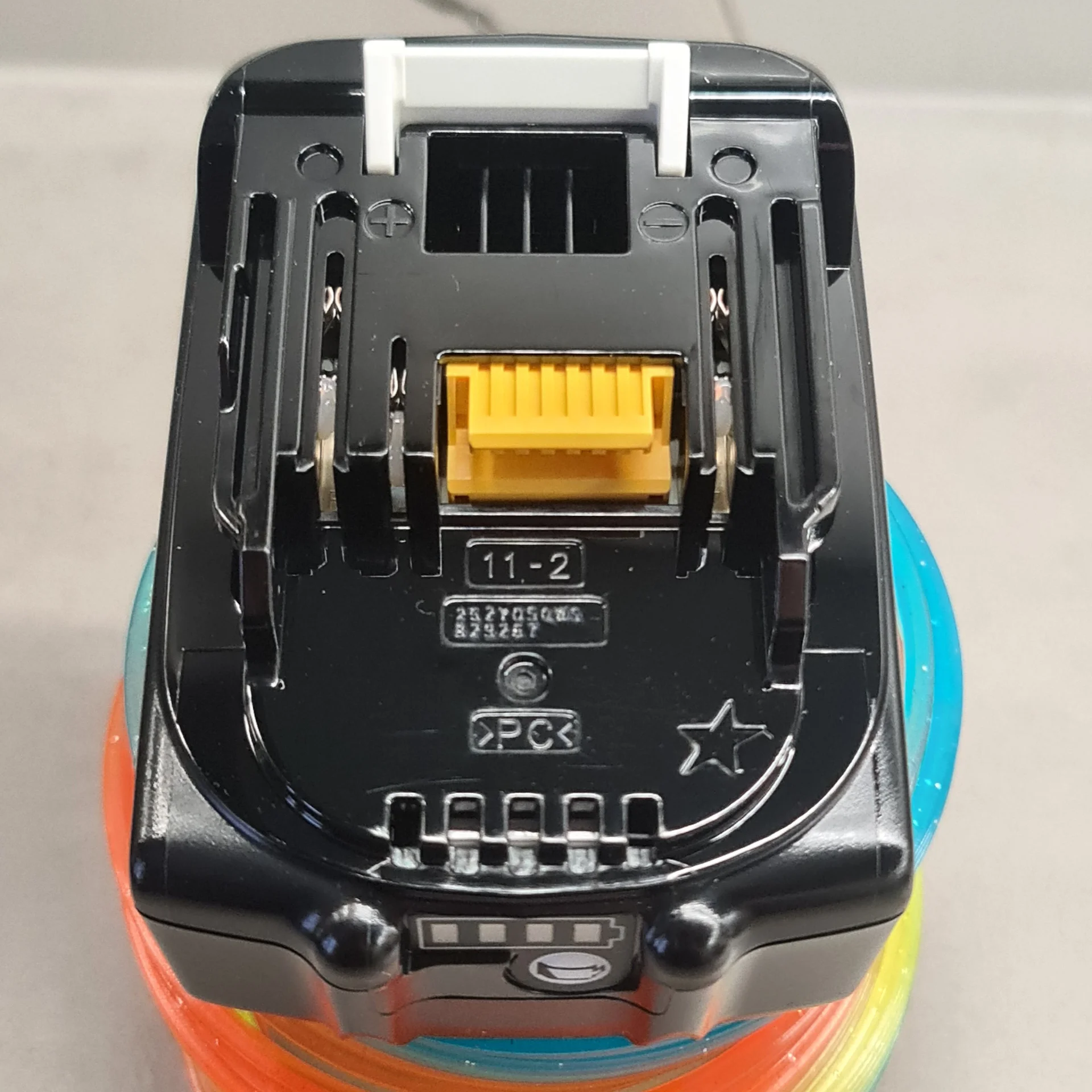 Аккумулятор makita lxt 18v 5ah bl1850b - миниатюра 4