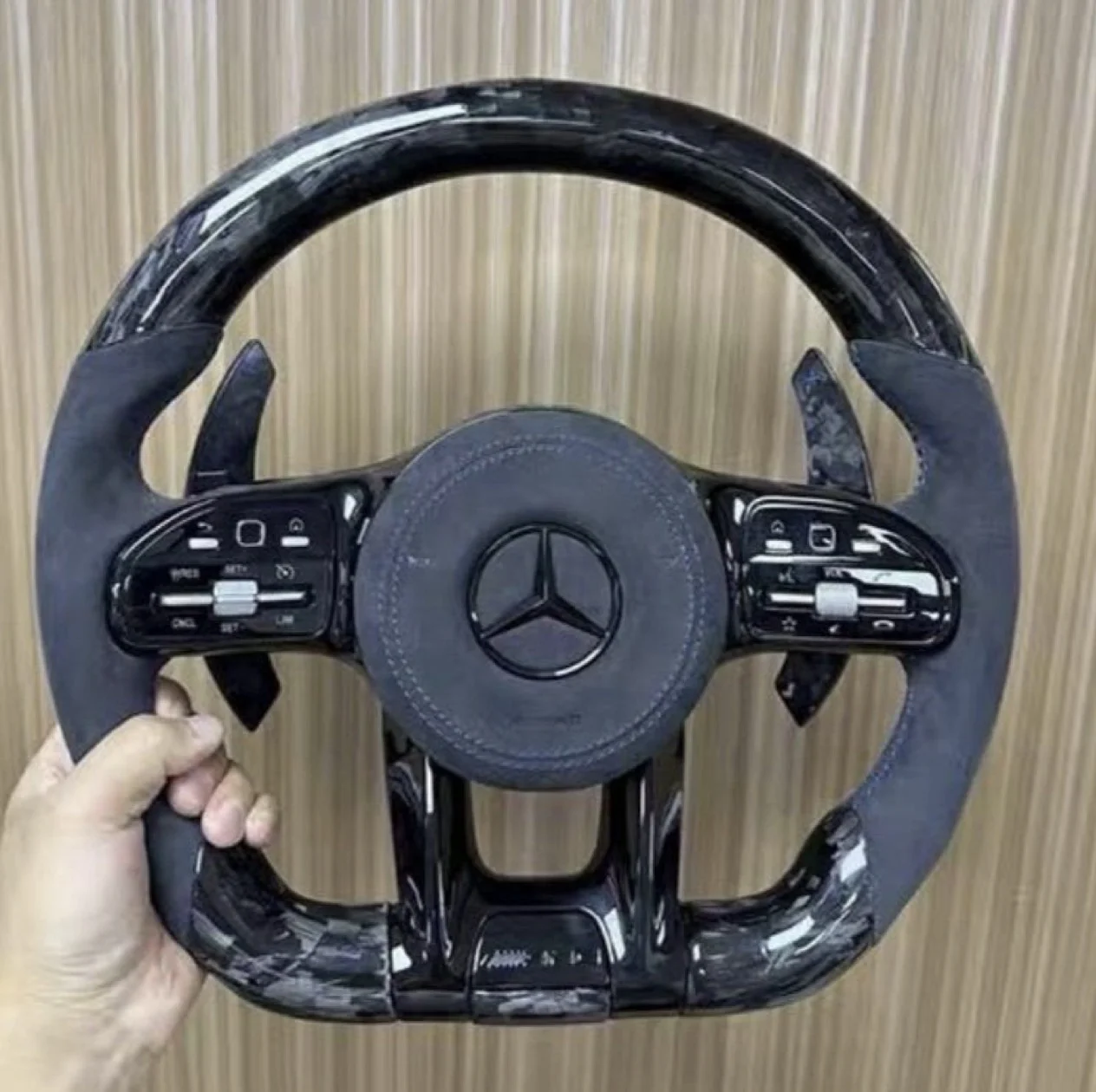 Карбоновый руль Mercedes в стиле AMG - изображение 1
