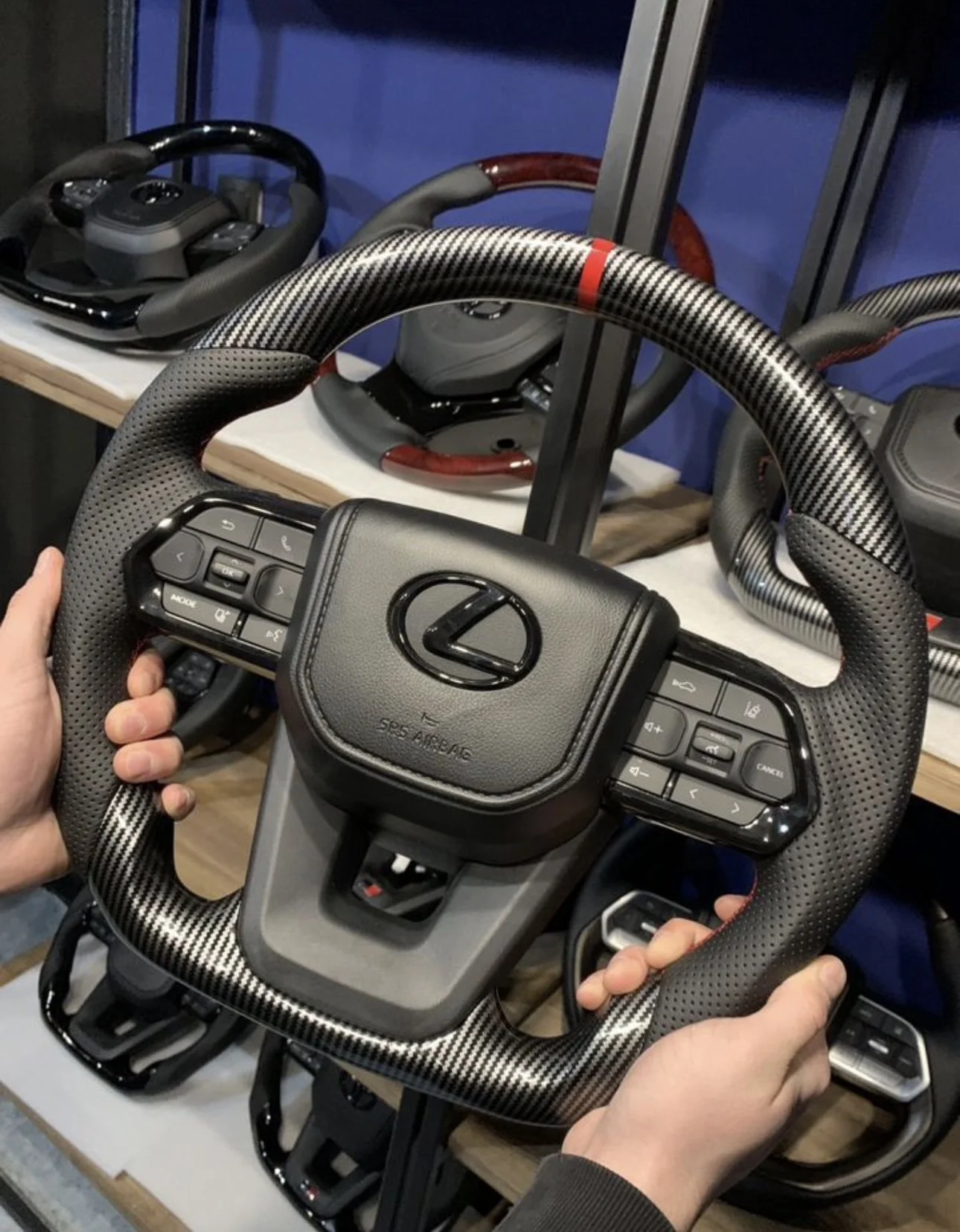 Руль на Lexus в стиле LC300 - миниатюра 3