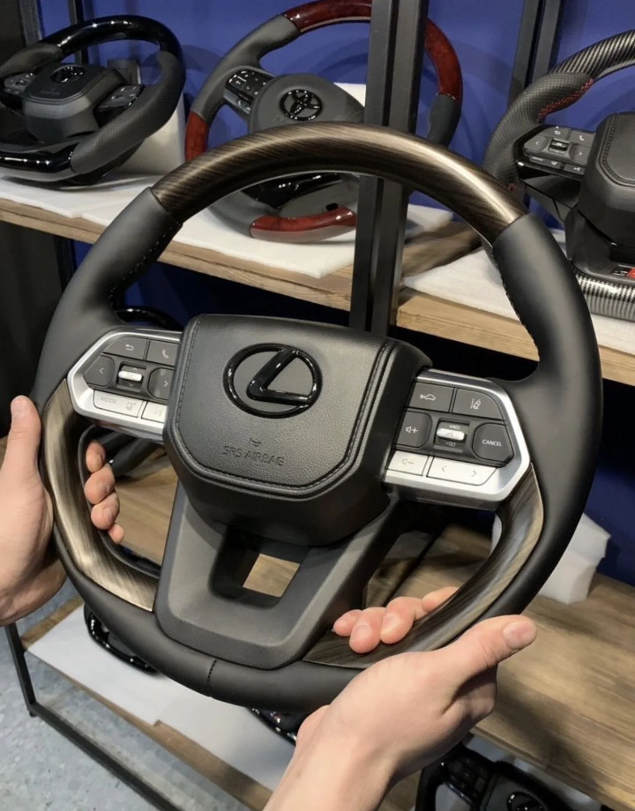 Руль на Lexus в стиле LC300 - миниатюра 6