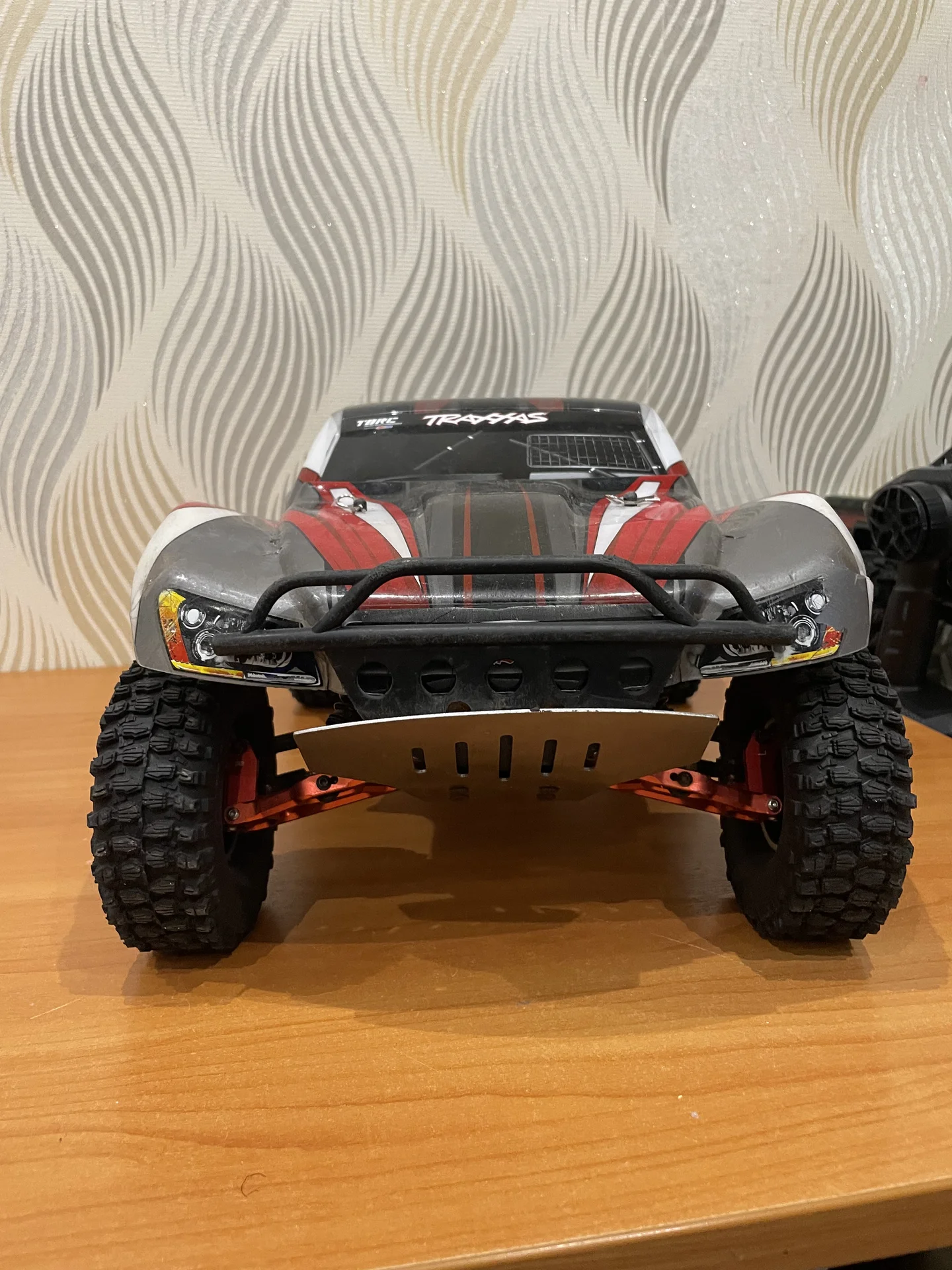 Rc модель Traxxxsas slash 2wd