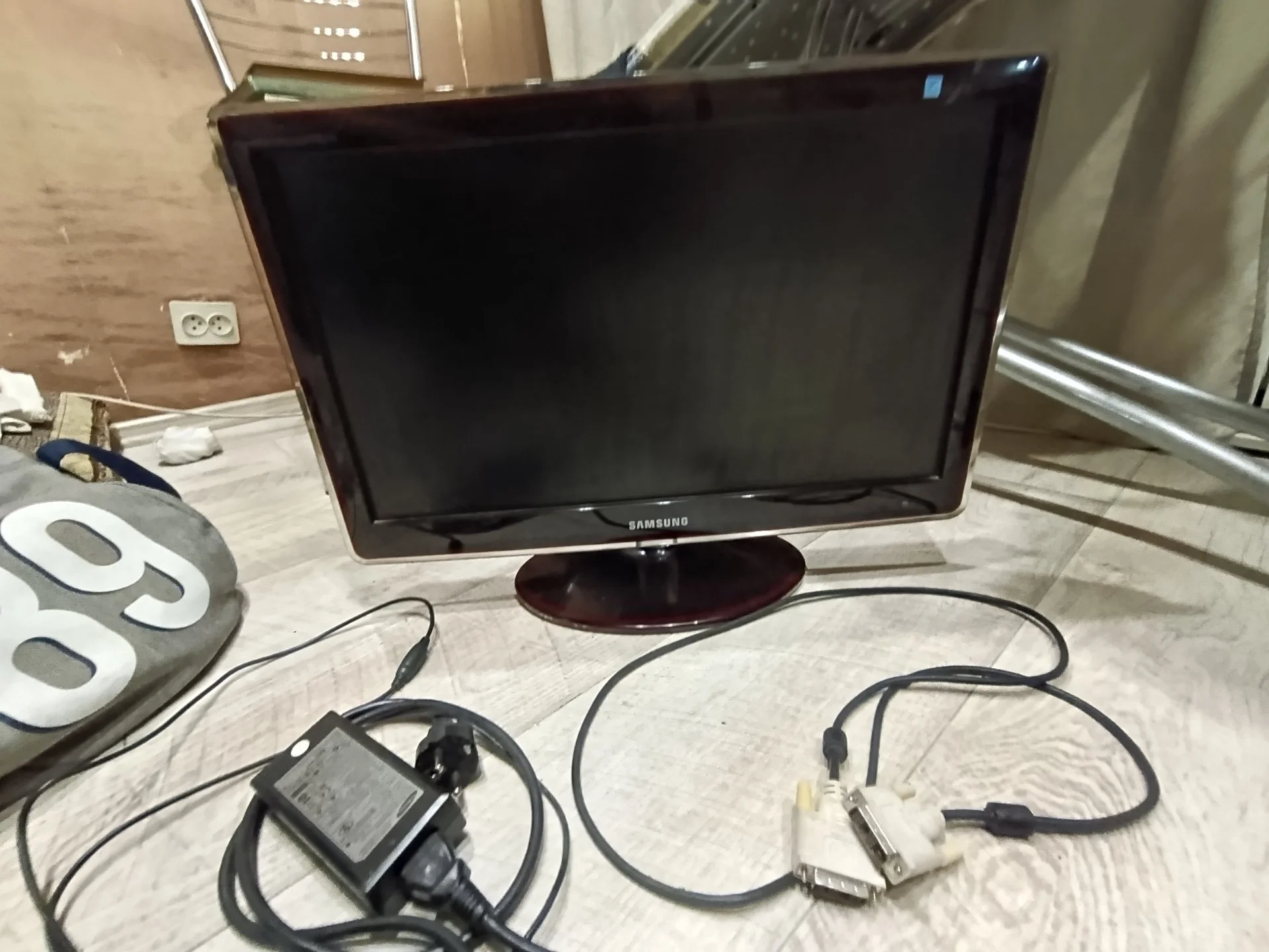 Монитор Samsung 22" - изображение 1
