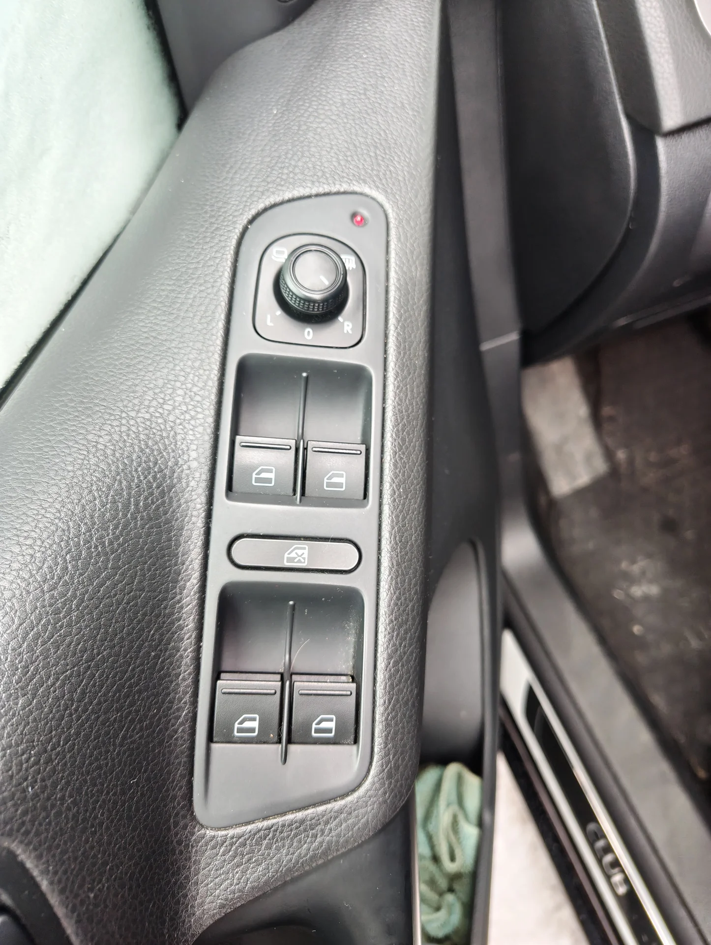 Volkswagen Tiguan 1g 2л 180л.с 4motion - миниатюра 13